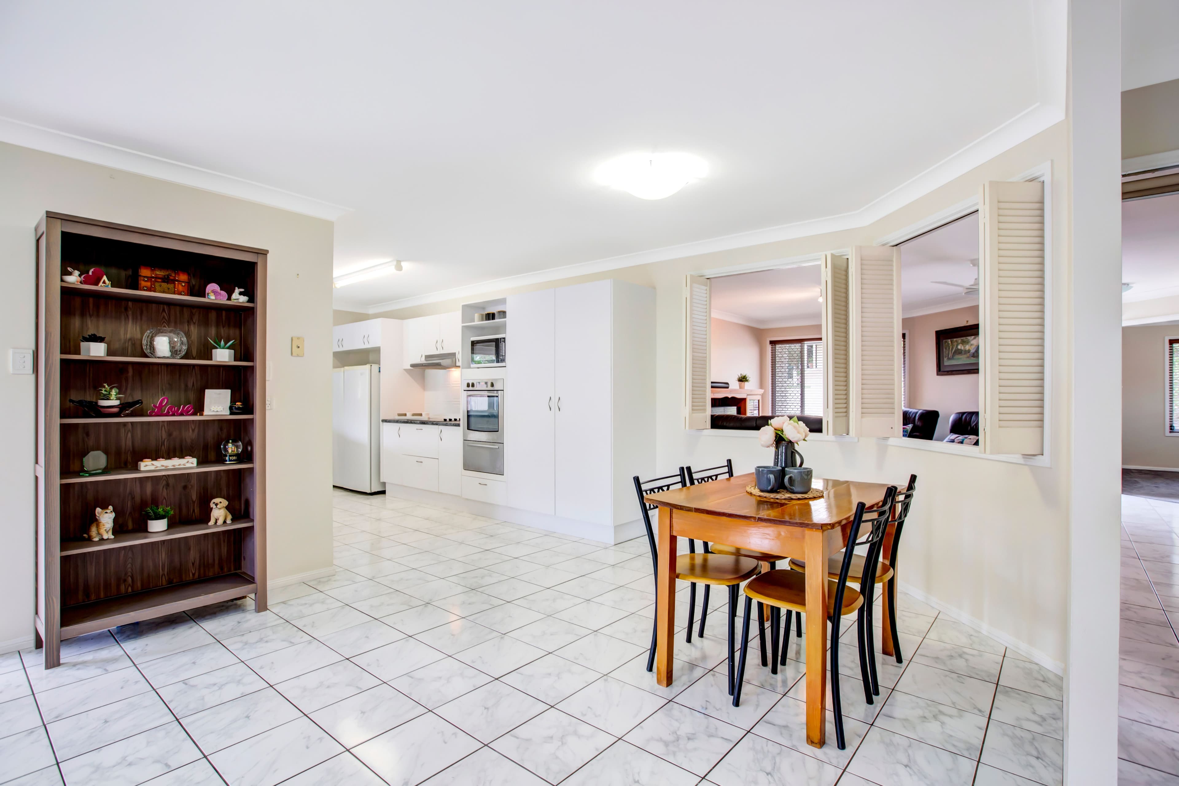 32 Marina Court, Eatons Hill QLD 4037, Eatons Hill - Thumbnail 7