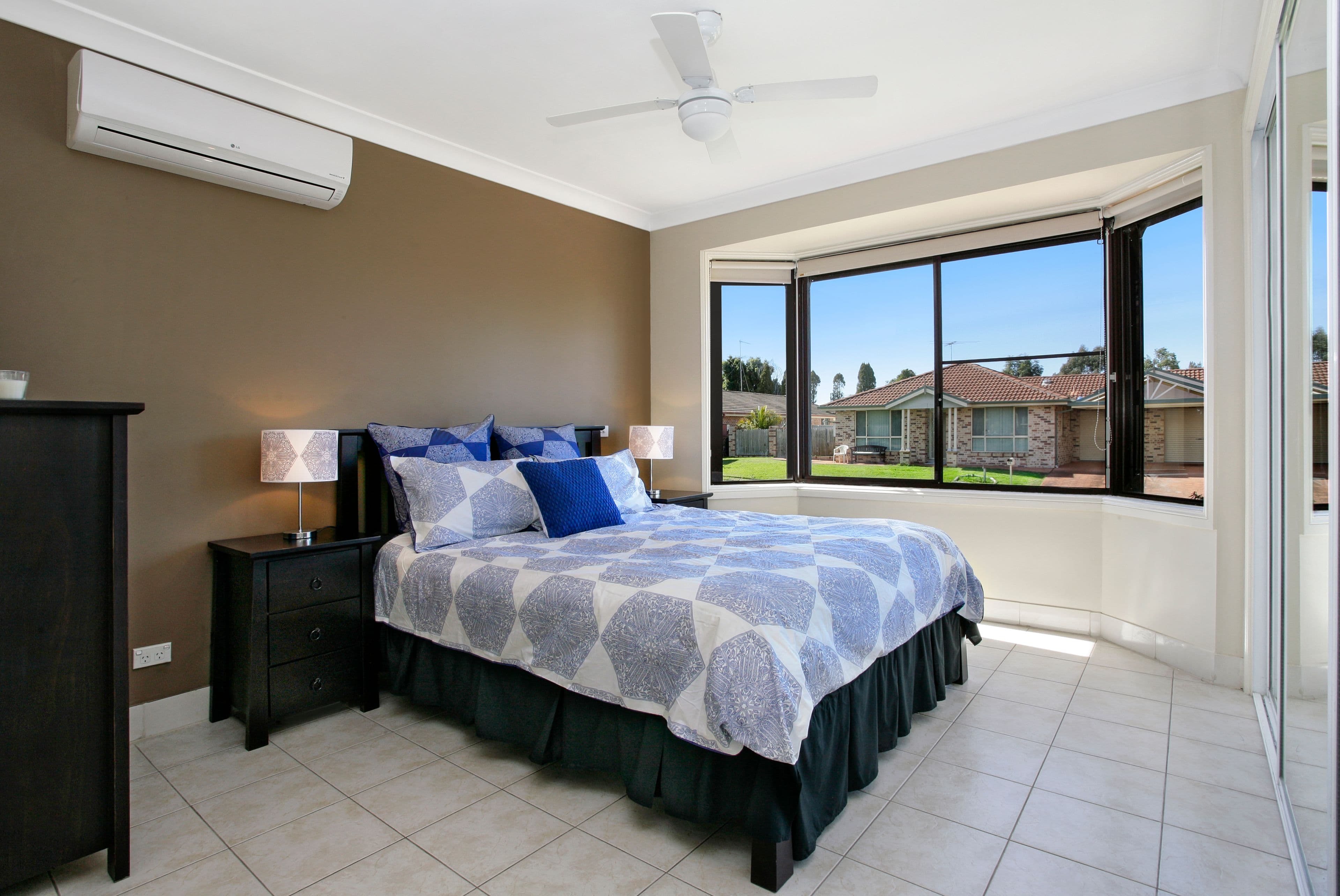 31 Walgett Close, Hinchinbrook - Thumbnail 2