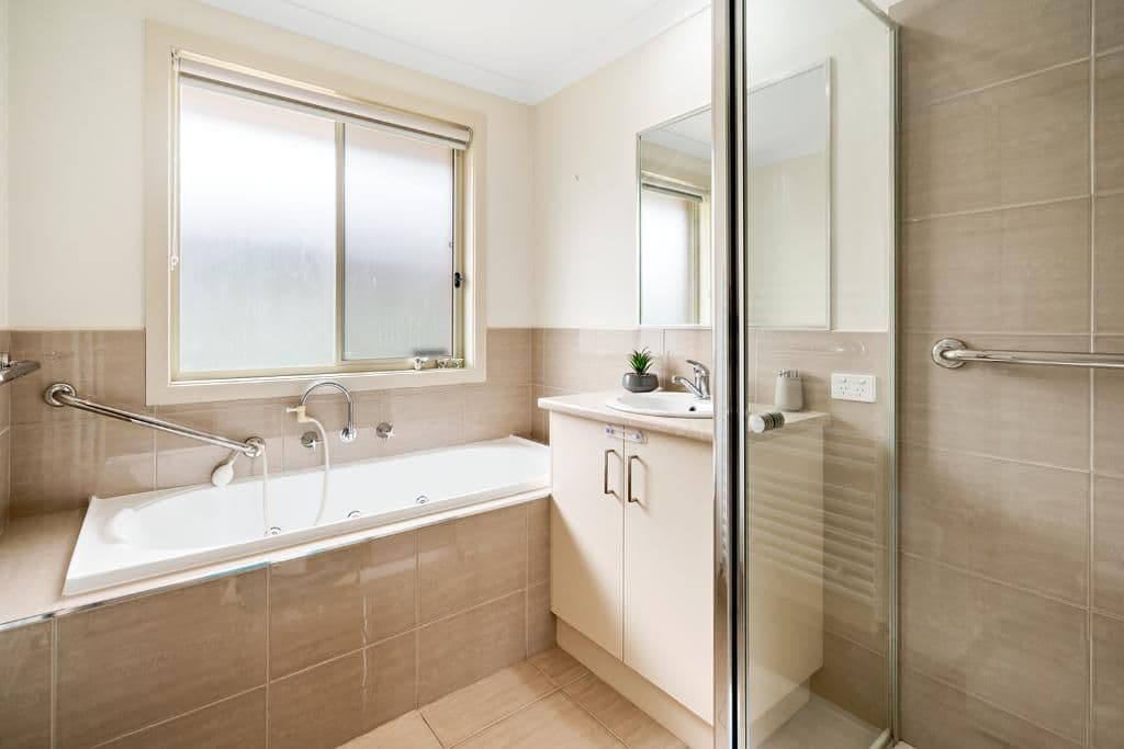 6 Narmara Mews, Wyndham Vale VIC 3024, Wyndham Vale - Thumbnail 4