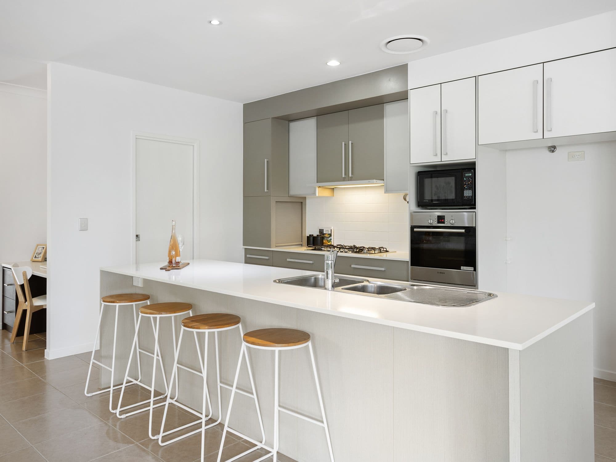 11 Picnic Creek Drive, Coomera QLD 4209, Coomera - Thumbnail 5