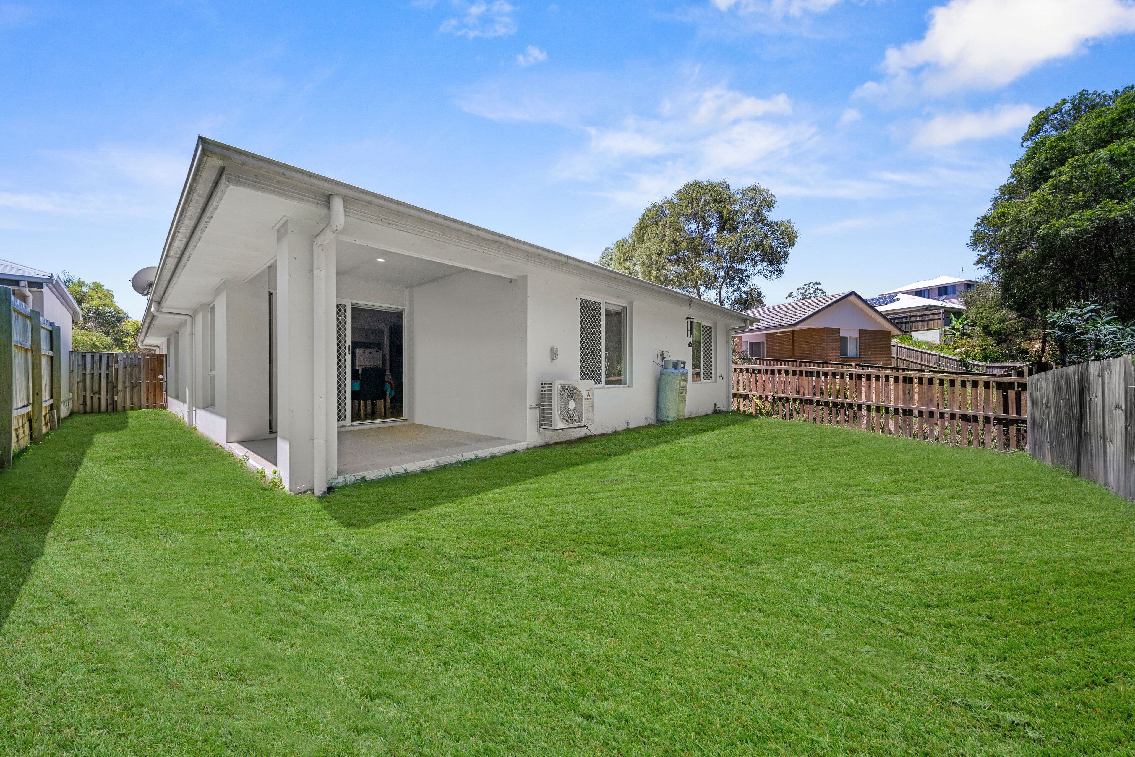 2 Darling Close, Pacific Pines QLD 4211, Pacific Pines - Thumbnail 3