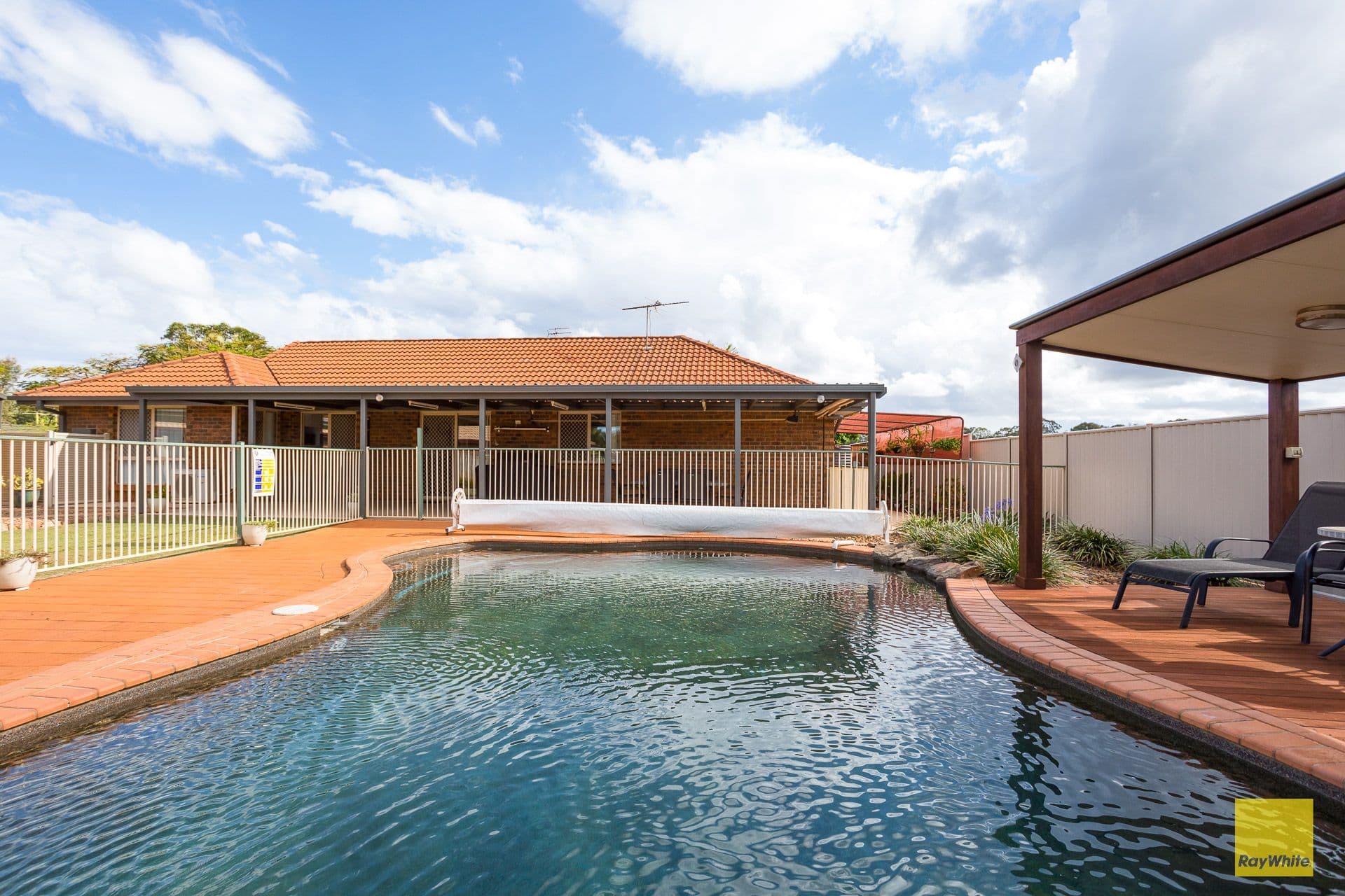 6 Gleneagles Court, Redland Bay QLD 4165, Redland Bay - Thumbnail 3