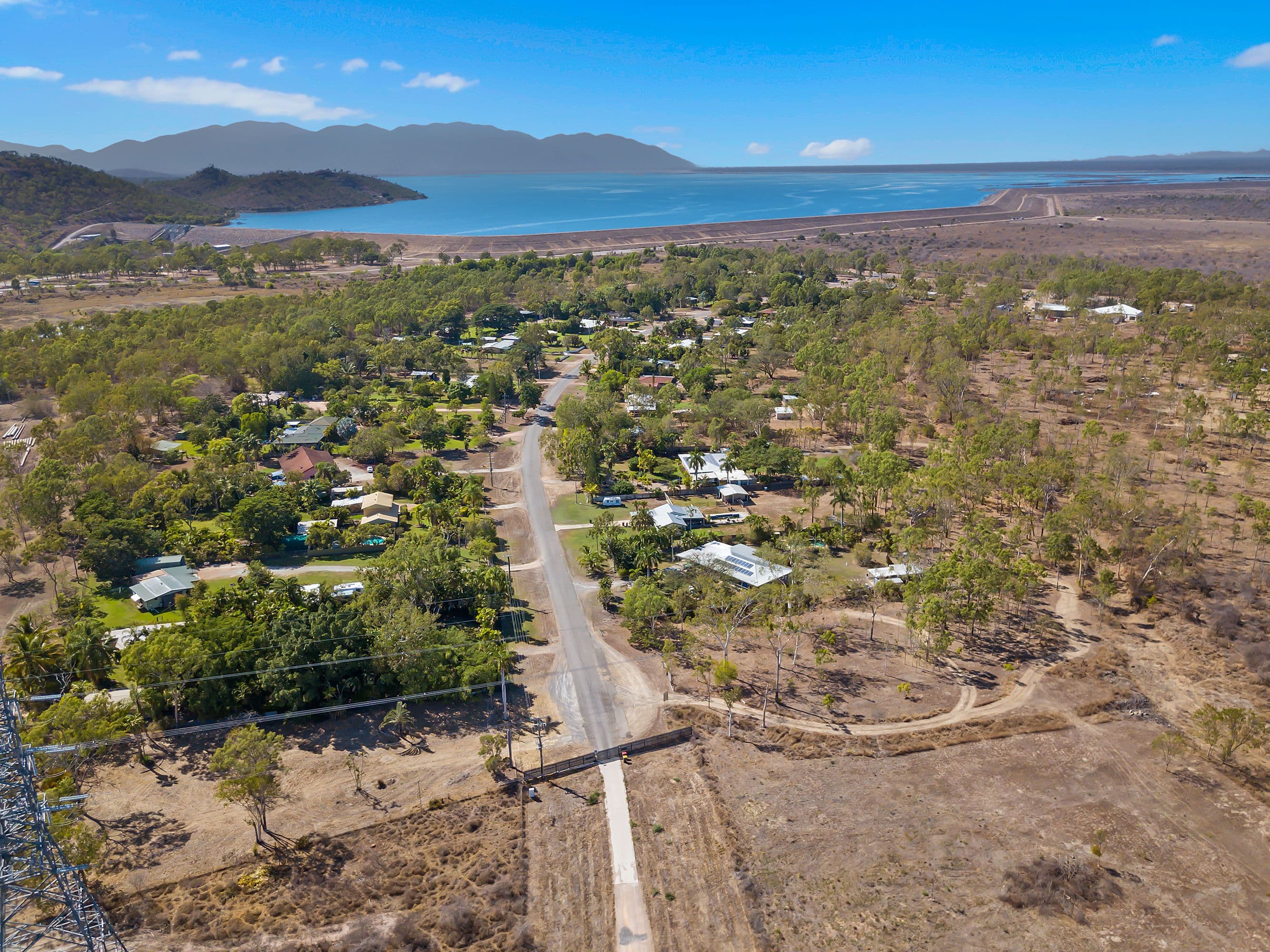 40 Carbine Court, Kelso QLD 4815, Kelso - Thumbnail 2