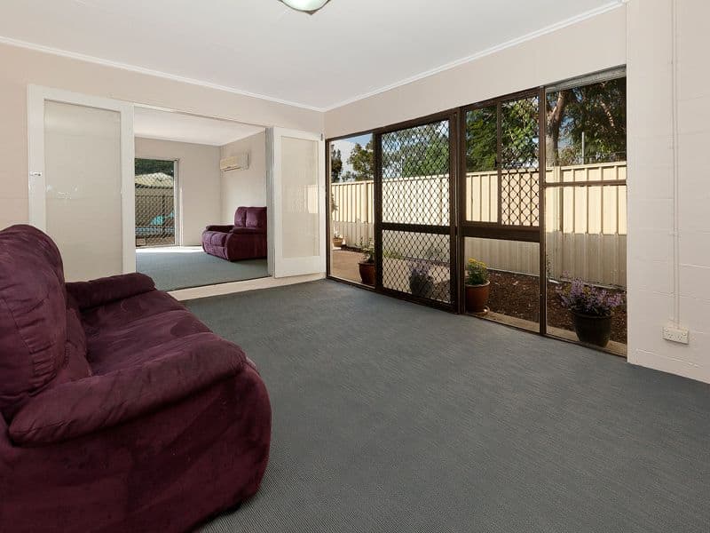 11 Townson Street, ARCHERFIELD QLD 4108, Archerfield - Thumbnail 2
