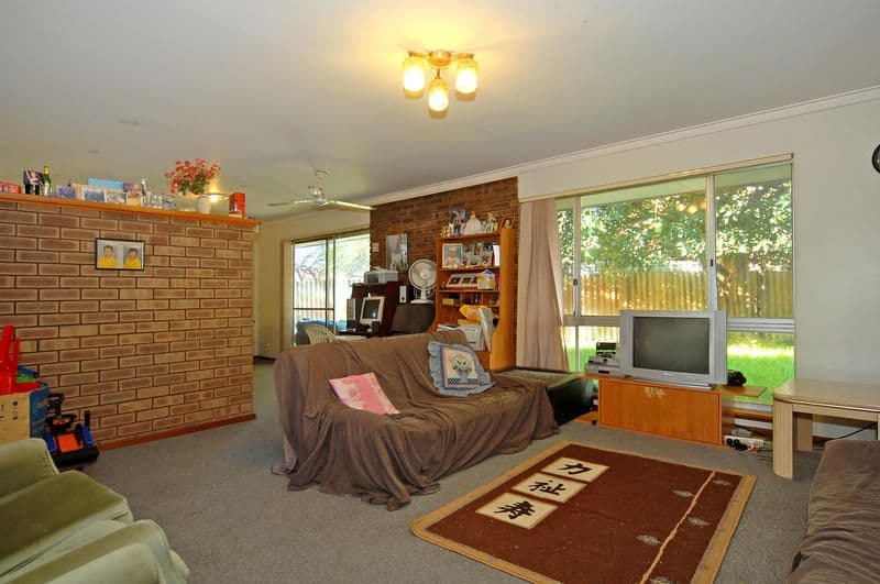 18a Chester Place, BEECHBORO WA 6063, Beechboro - Thumbnail 3