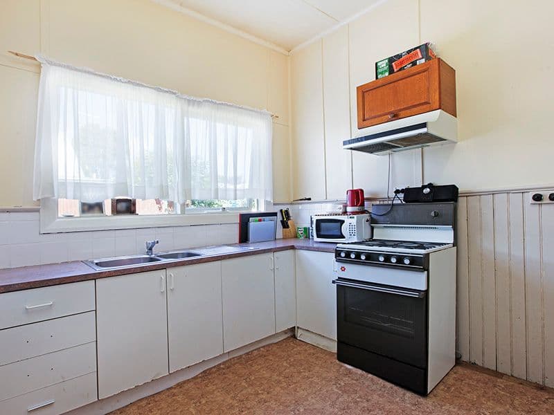 25 Willis Street, WINCHELSEA VIC 3241, Winchelsea - Thumbnail 2