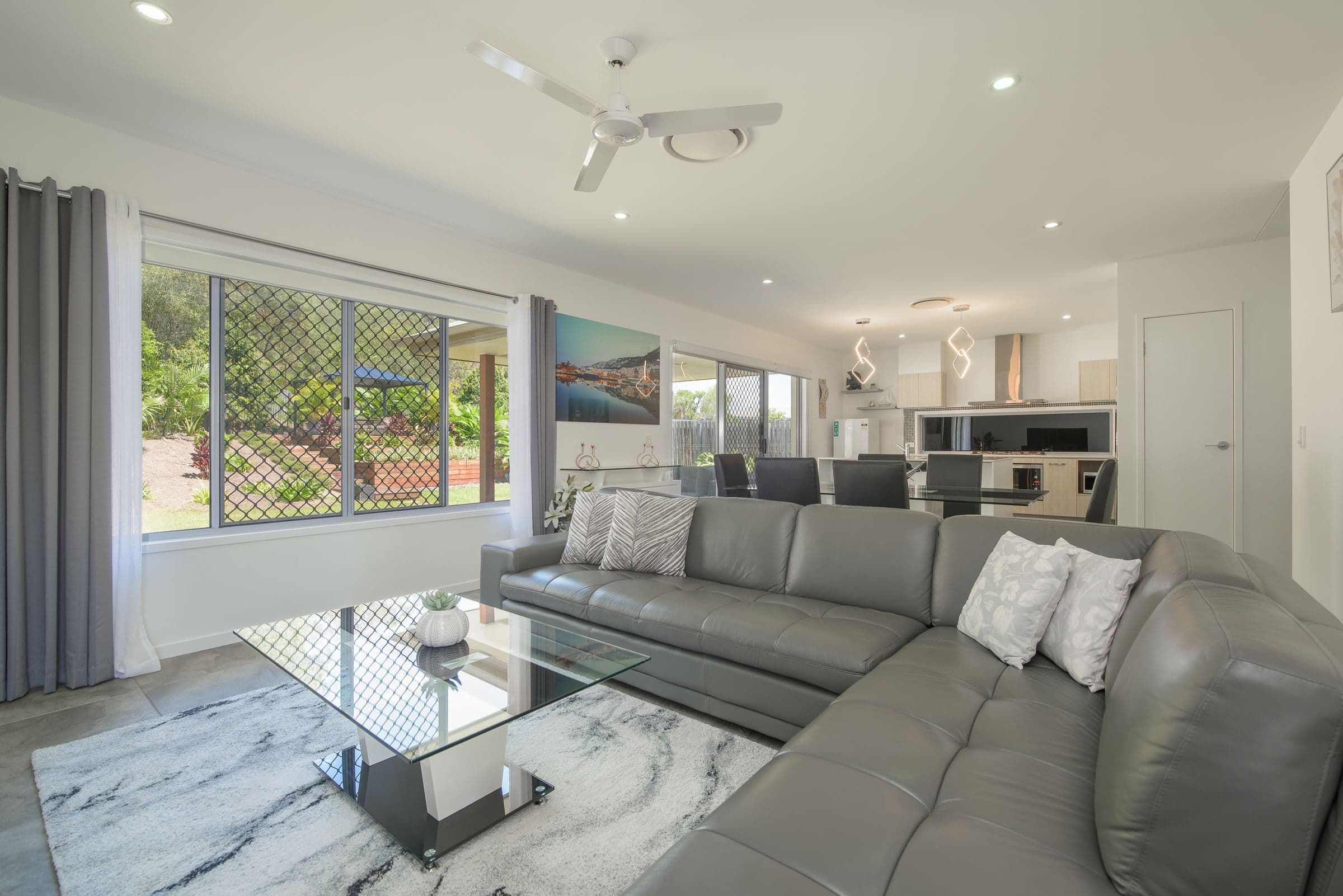 4 Eccles Close, Kirkwood QLD 4680, Kirkwood - Thumbnail 4