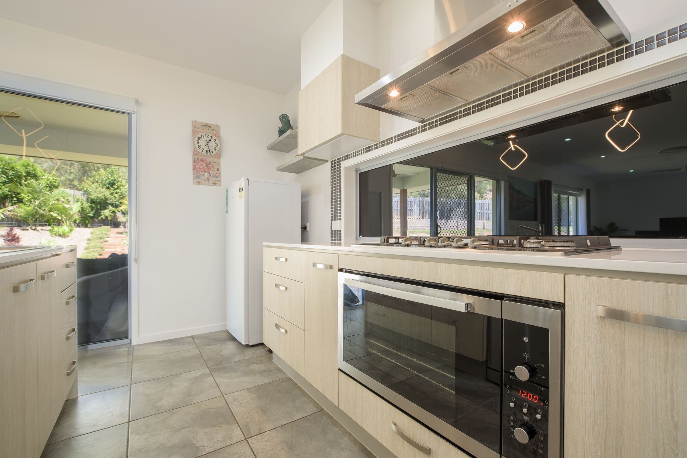 4 Eccles Close, Kirkwood QLD 4680, Kirkwood - Thumbnail 7