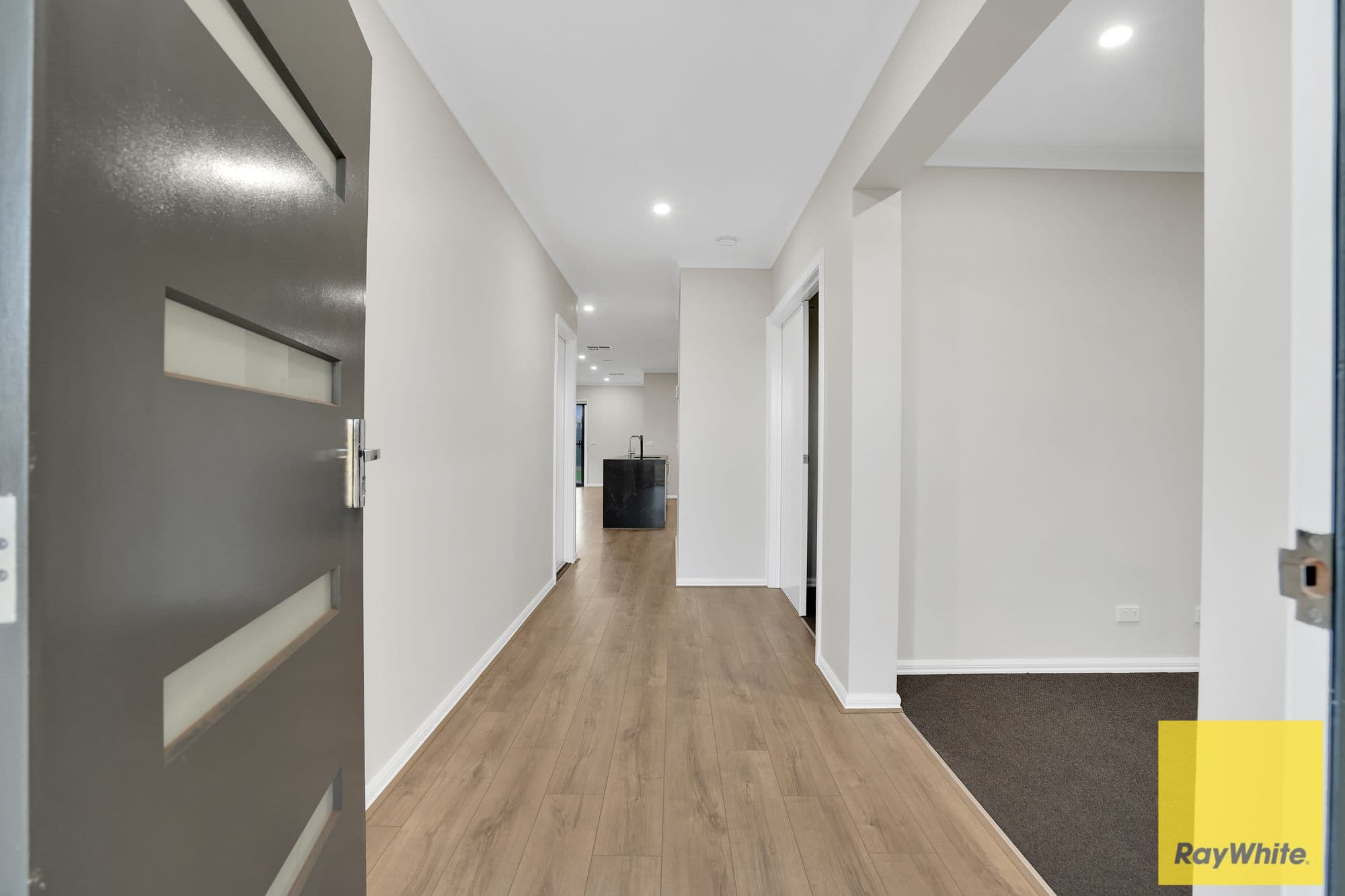 50 castlecrag Way, Strathtulloh VIC 3338, Strathtulloh - Thumbnail 3