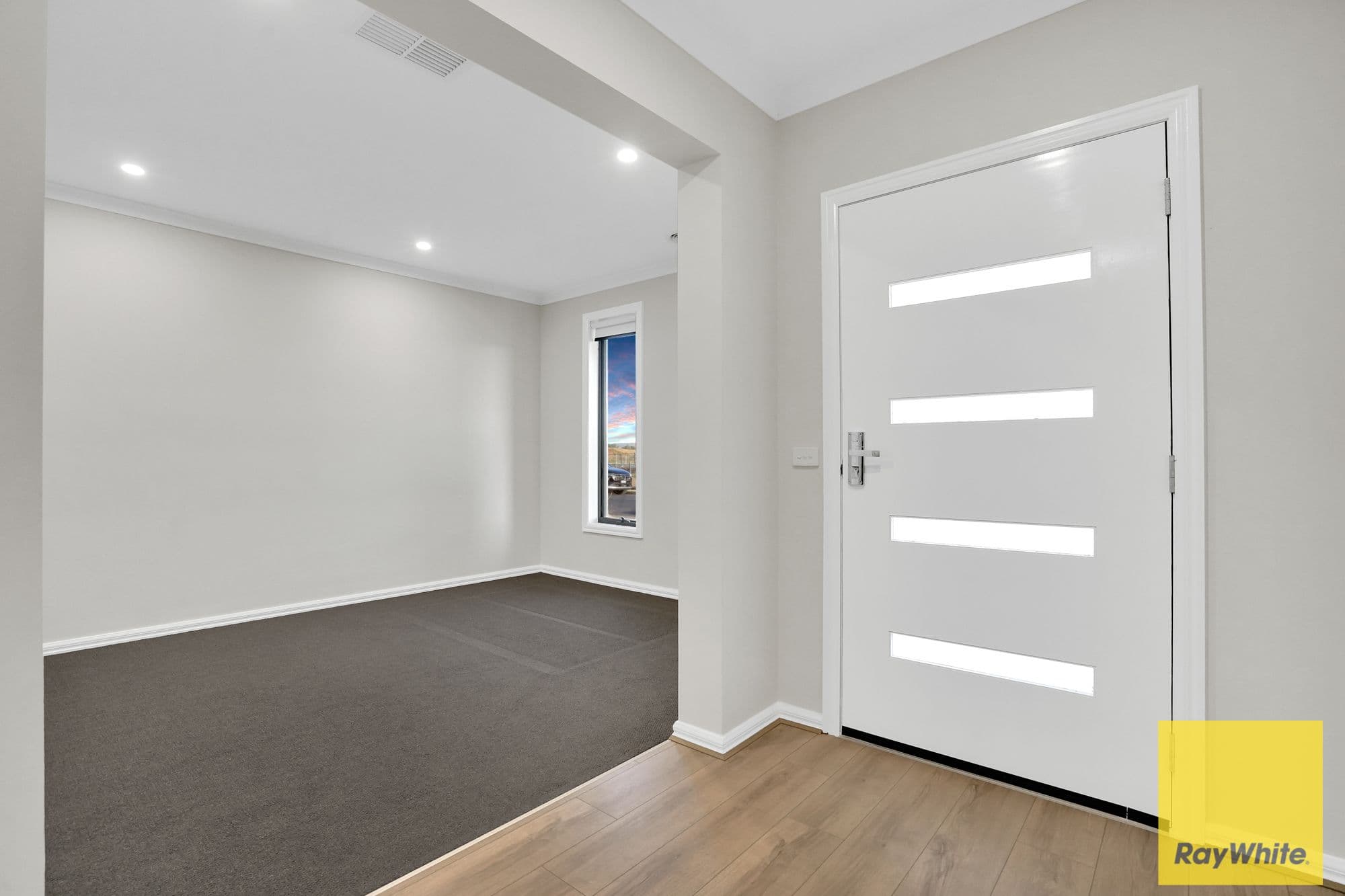 50 castlecrag Way, Strathtulloh VIC 3338, Strathtulloh - Thumbnail 4