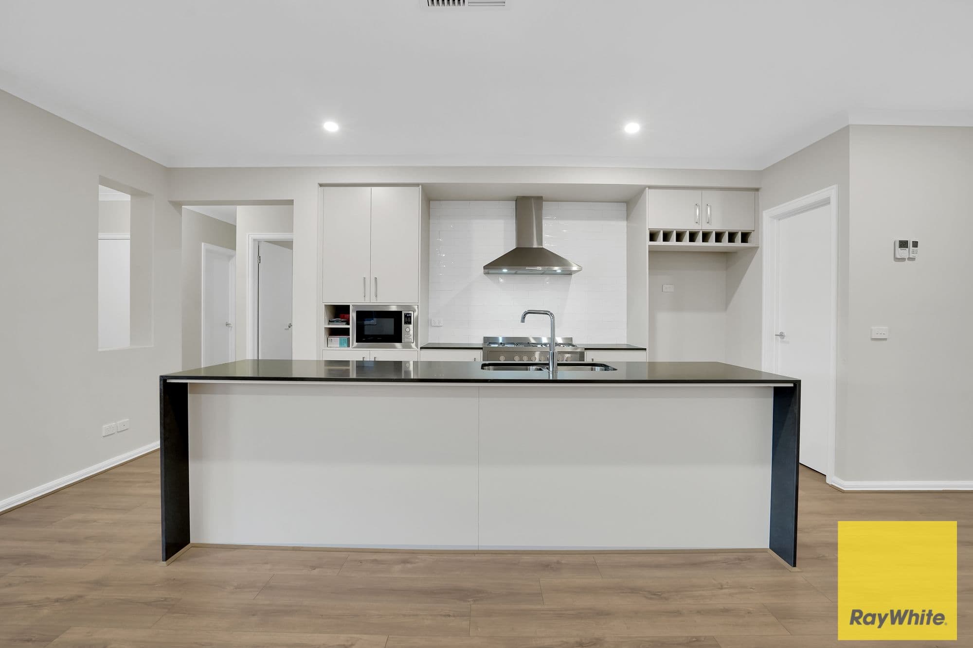 50 castlecrag Way, Strathtulloh VIC 3338, Strathtulloh - Thumbnail 5