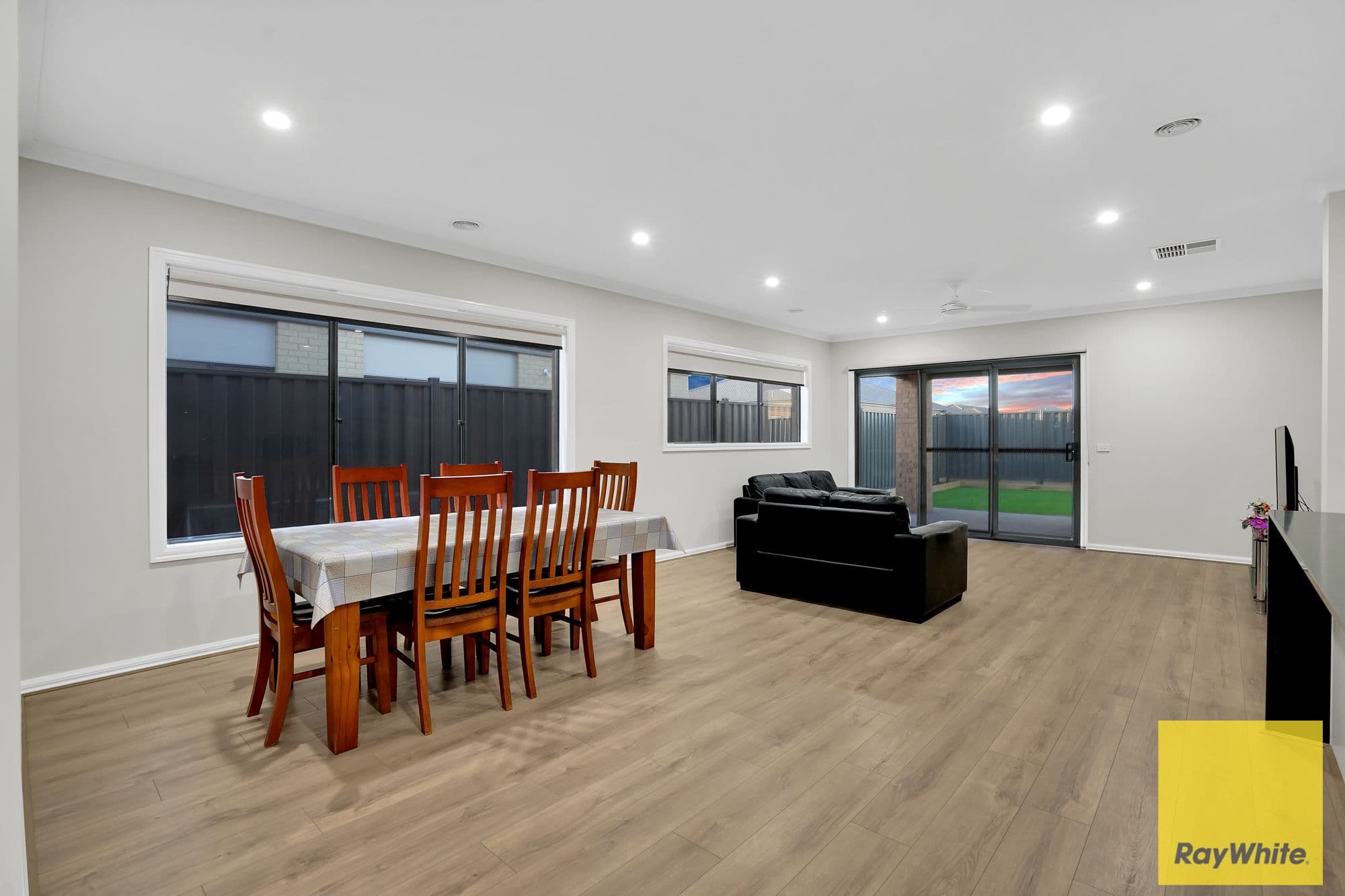 50 castlecrag Way, Strathtulloh VIC 3338, Strathtulloh - Thumbnail 7