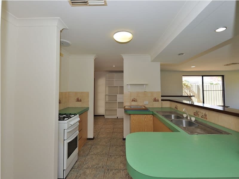 68 Thorburn Avenue, BEECHBORO WA 6063, Beechboro - Thumbnail 3