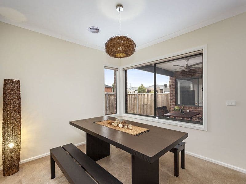 22 Urban Drive, WILLIAMS LANDING VIC 3027, Williams Landing - Thumbnail 4