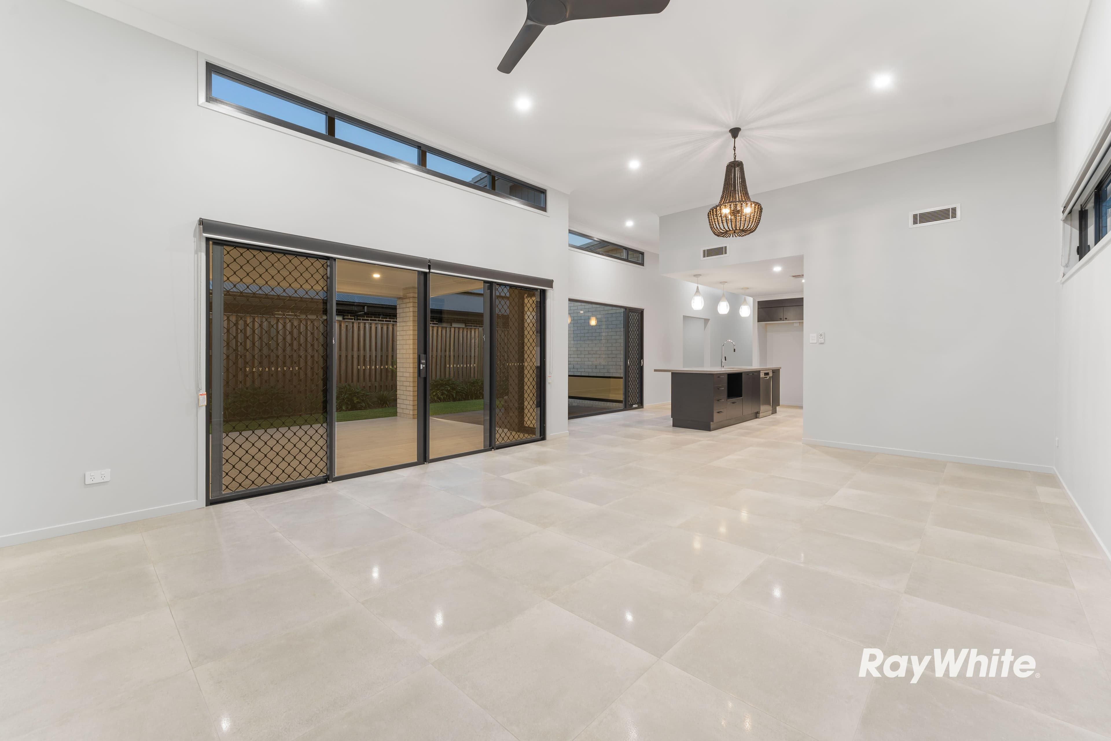 16 Cypress Street, Park Ridge QLD 4125, Park Ridge - Thumbnail 6