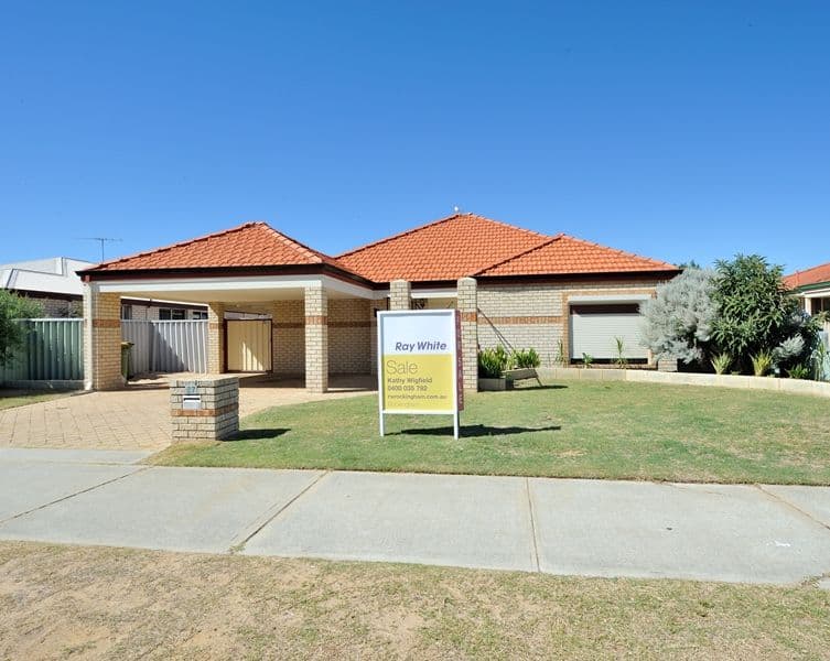 27 Holcombe Road, WARNBRO WA 6169, Warnbro - Thumbnail 2