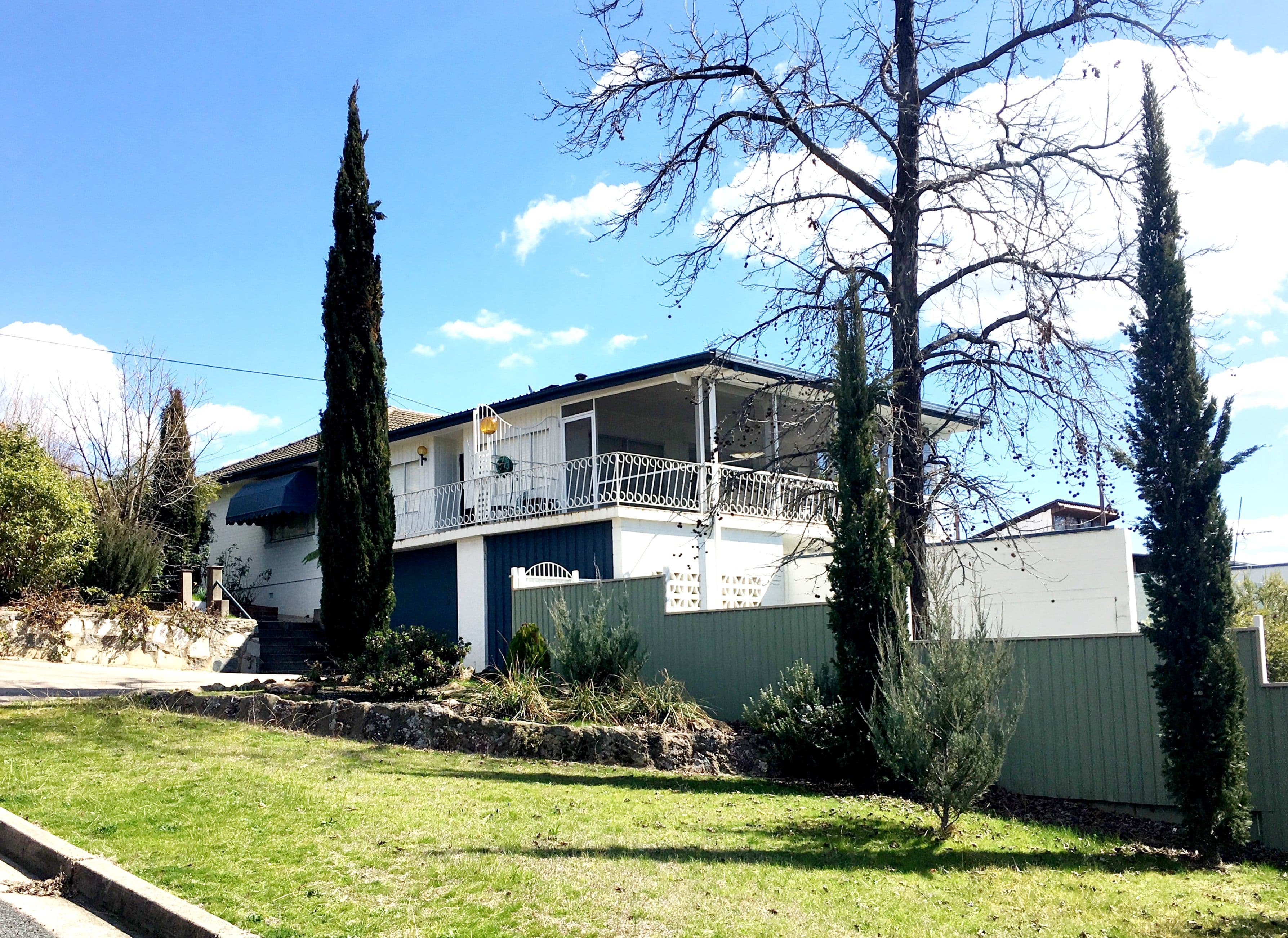 18 Highland Avenue, Tumut - Image 1