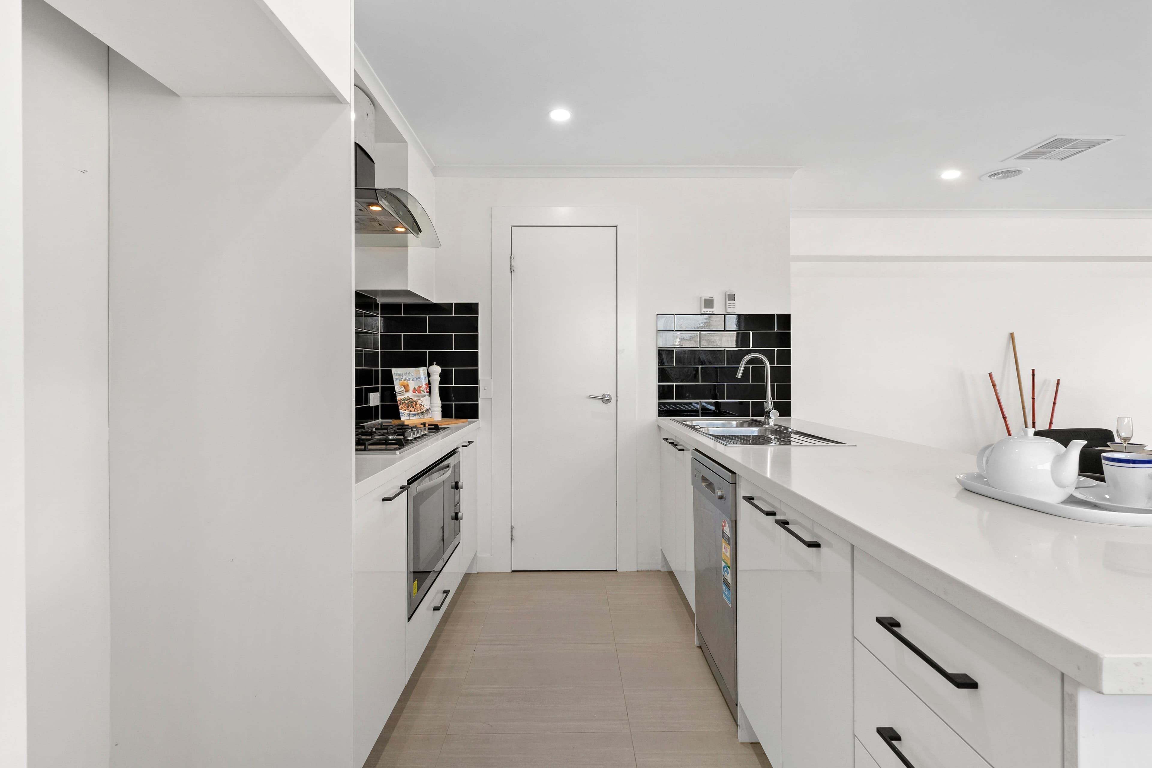 58 Stanger Street, Yarraville VIC 3013, Yarraville - Thumbnail 3