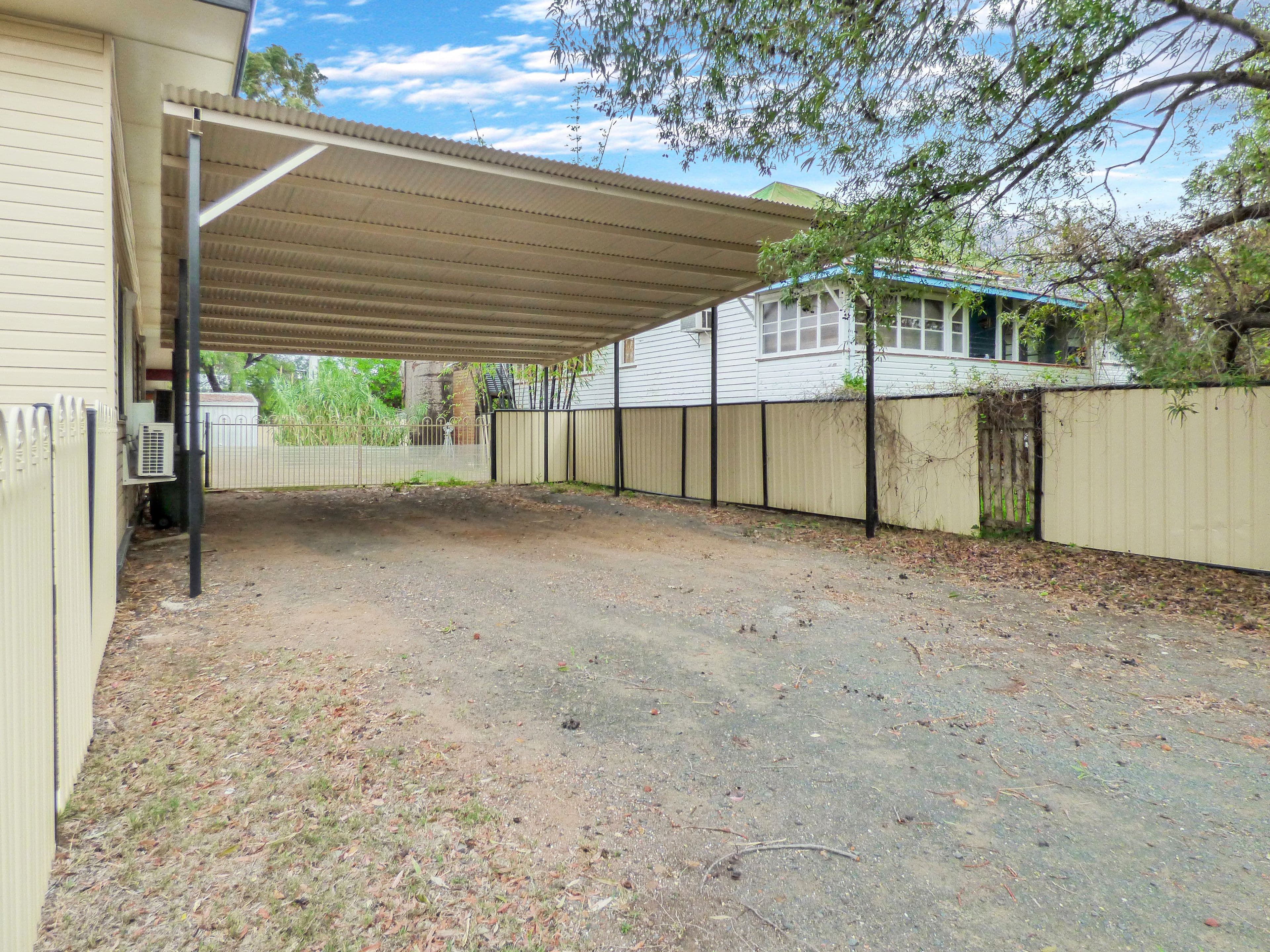 23 Charles Street, Roma QLD 4455, Roma - Thumbnail 2