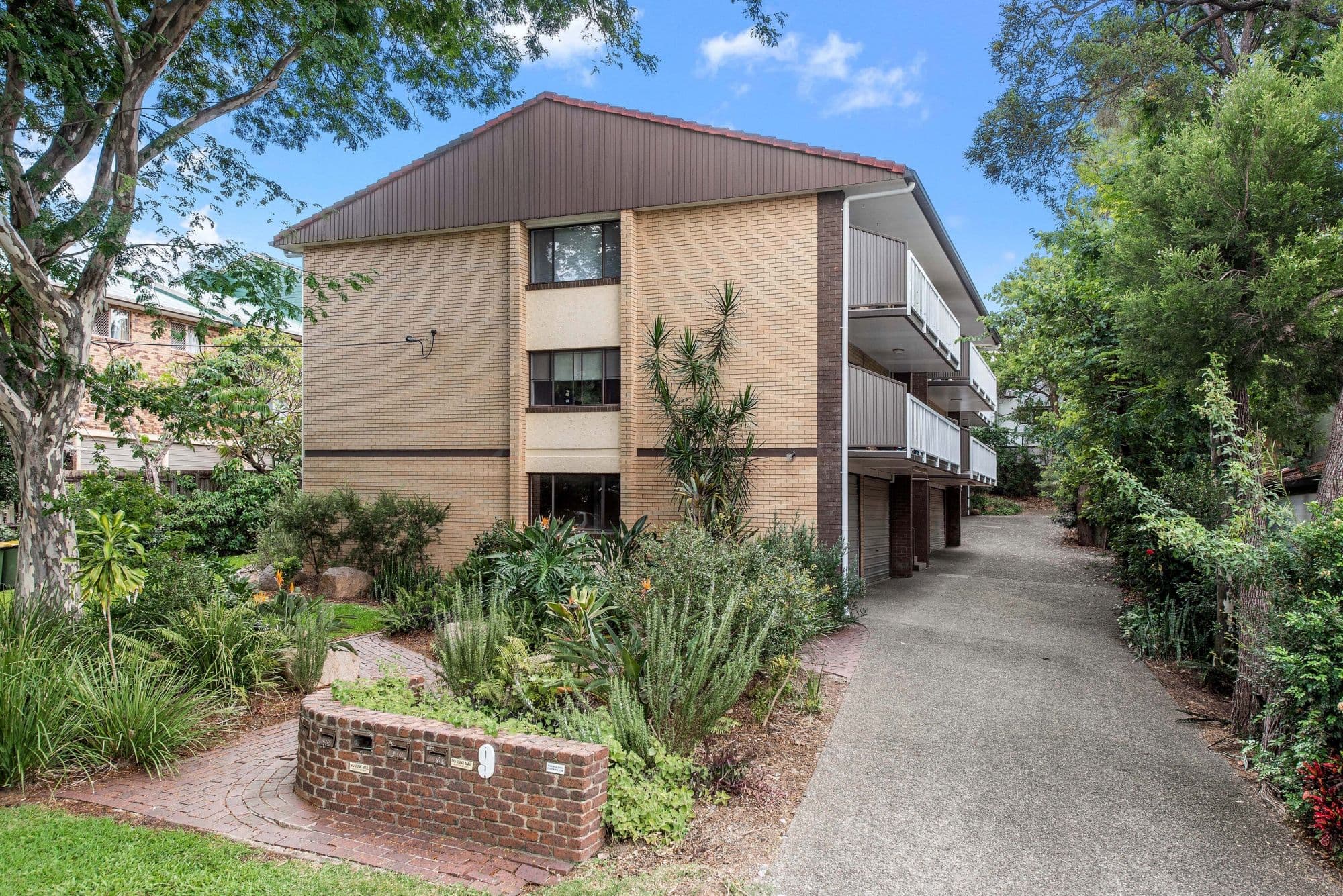 9 Vincent Street, Indooroopilly QLD 4068, Indooroopilly - Image 1
