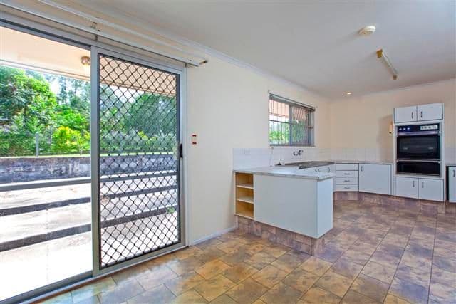 33 Lyndon Road, CAPALABA QLD 4157, Capalaba - Thumbnail 5