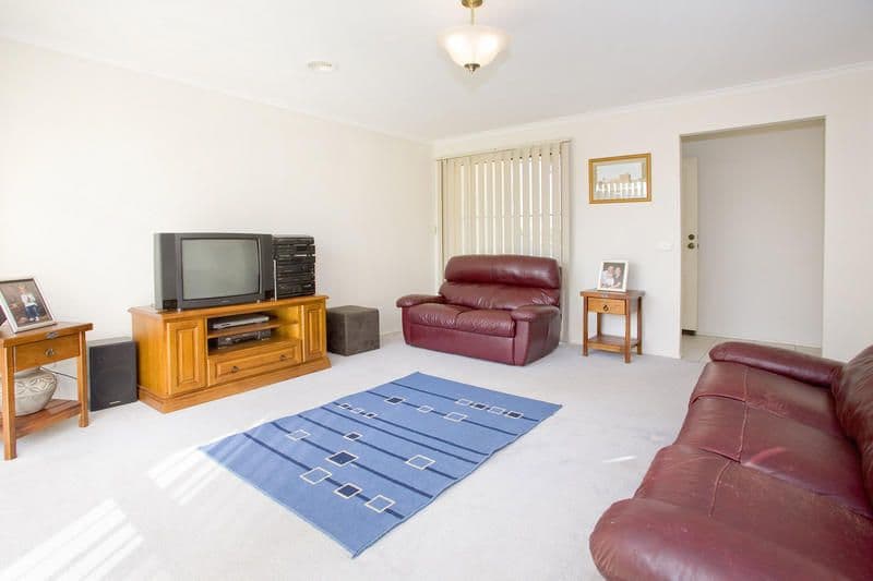 4 Wisteria Court, LARA VIC 3212, Lara - Thumbnail 2
