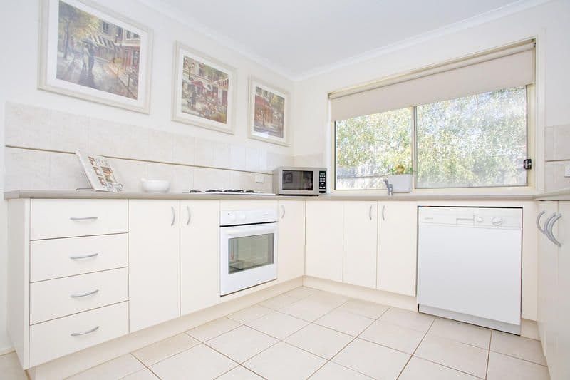 4 Wisteria Court, LARA VIC 3212, Lara - Thumbnail 6