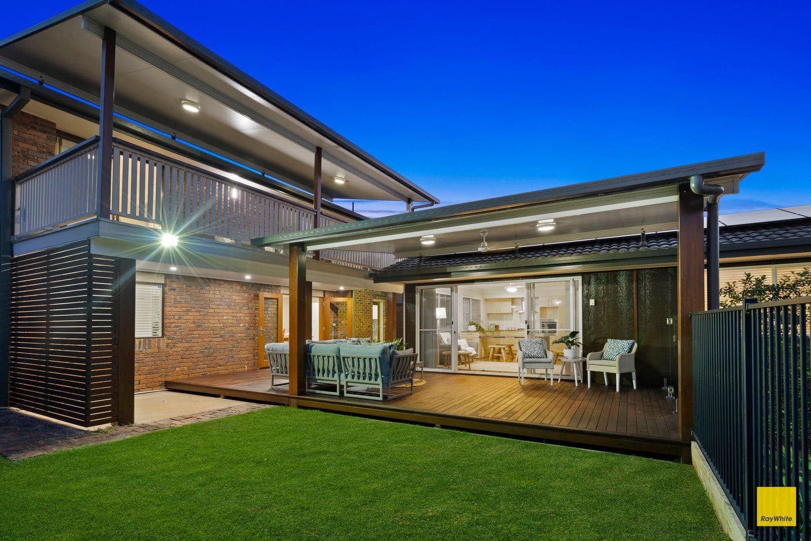 54 Coburg Street East, Cleveland QLD 4163, Cleveland - Thumbnail 2