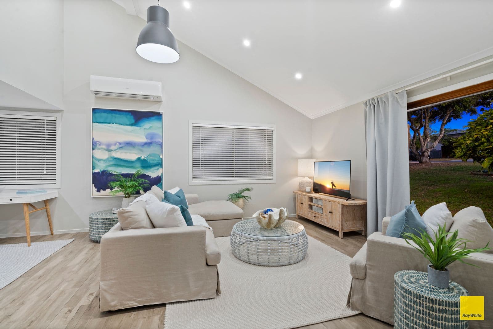 54 Coburg Street East, Cleveland QLD 4163, Cleveland - Thumbnail 6