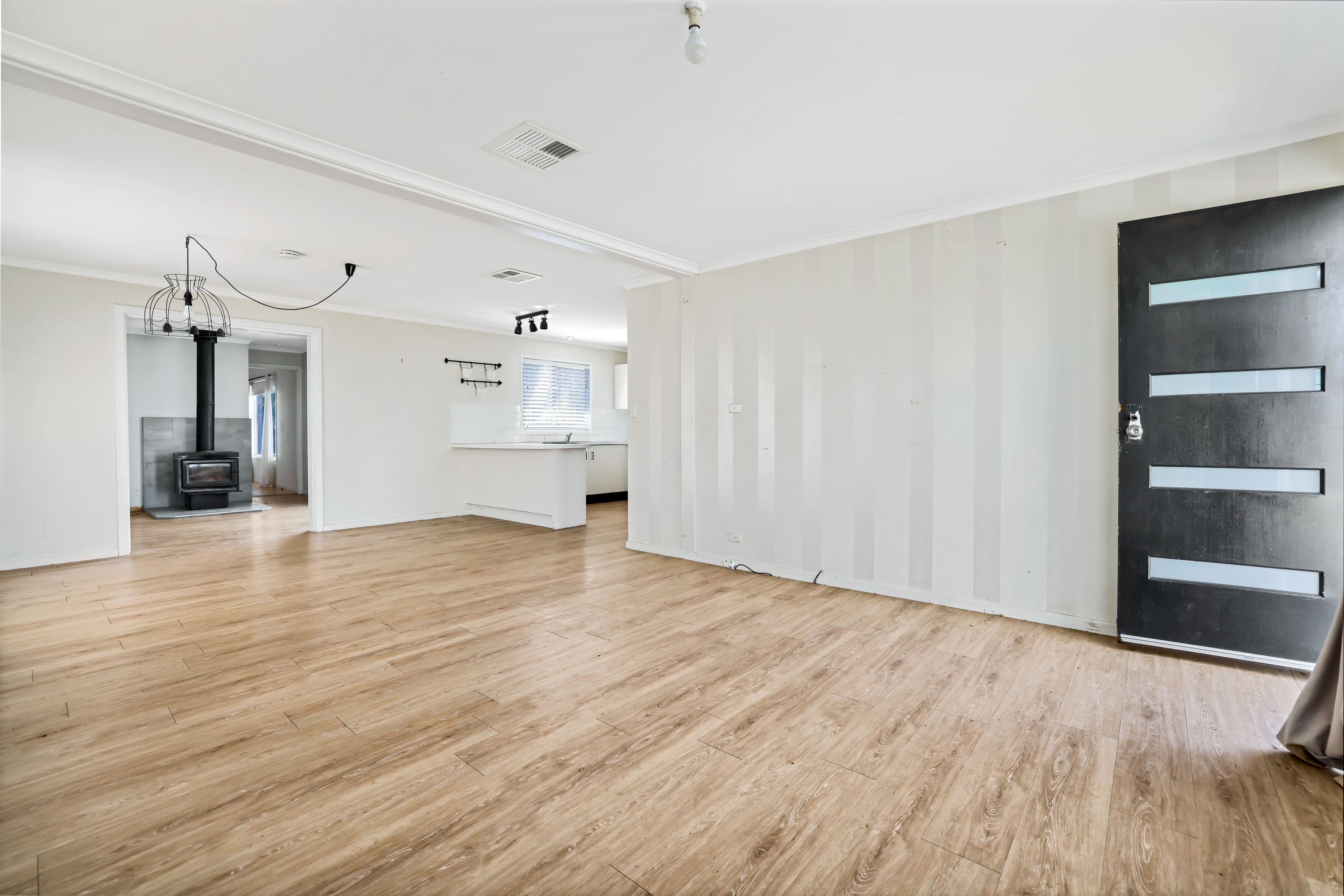 7 Susan Street, Kootingal NSW 2352, Kootingal - Thumbnail 2