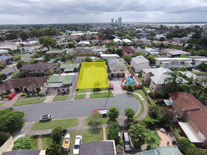 6 Kenmar Street, Labrador QLD 4215, Labrador - Thumbnail 2