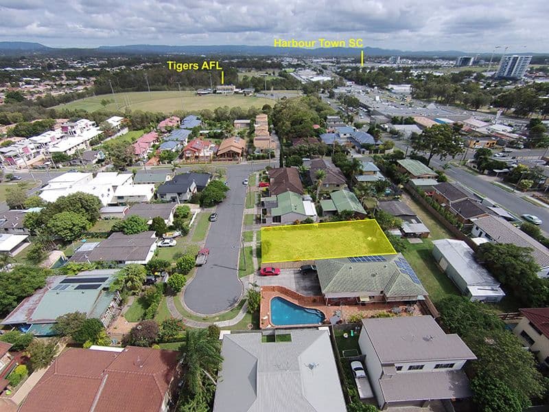 6 Kenmar Street, Labrador QLD 4215, Labrador - Thumbnail 3