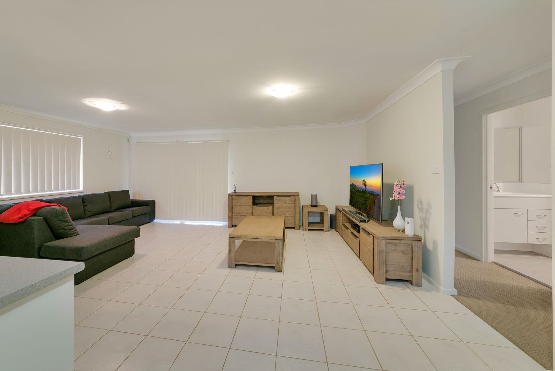 47 Belmont Avenue, Spring Farm - Thumbnail 3