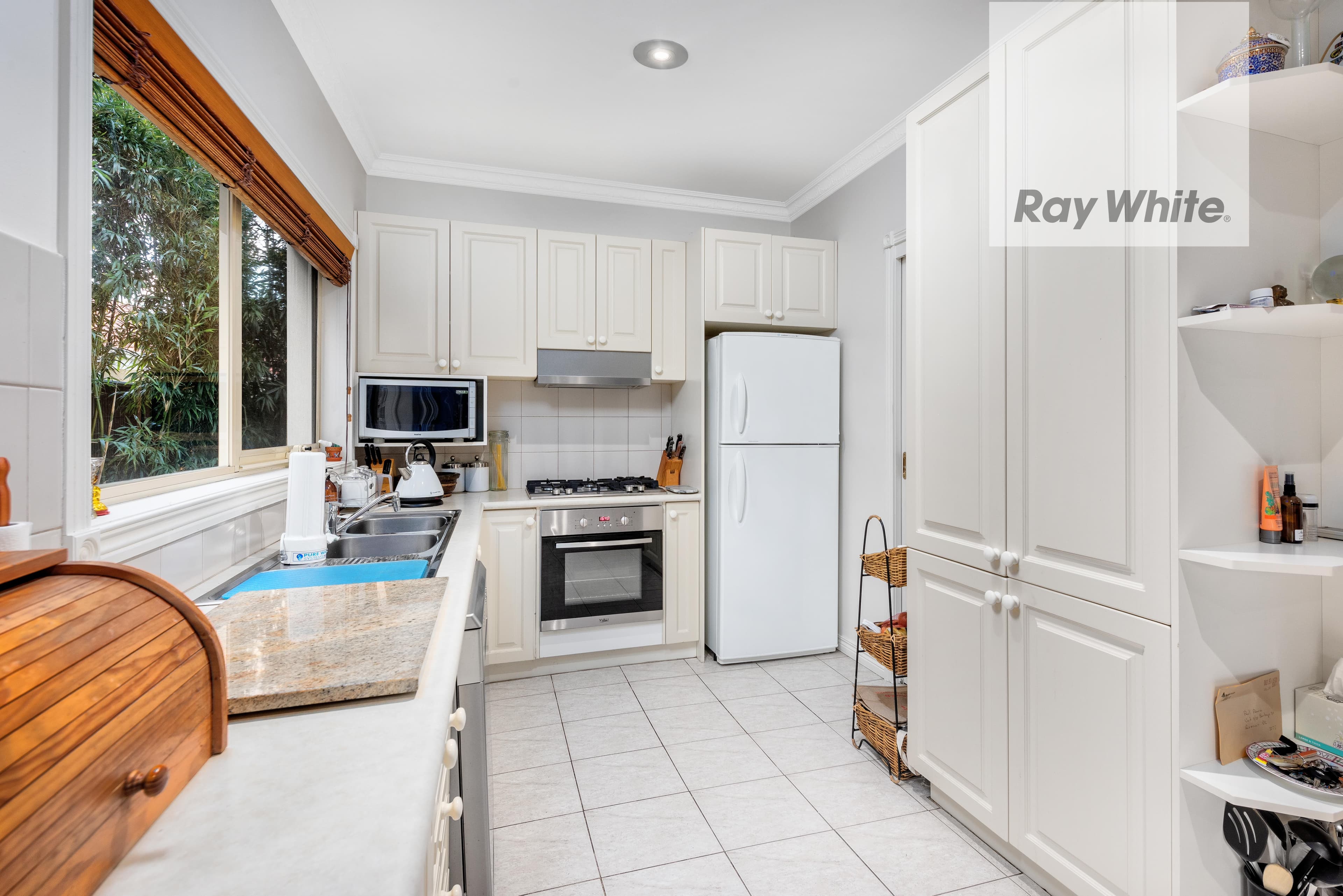 38 Bartrop Street, Reservoir VIC 3073, Reservoir - Thumbnail 3