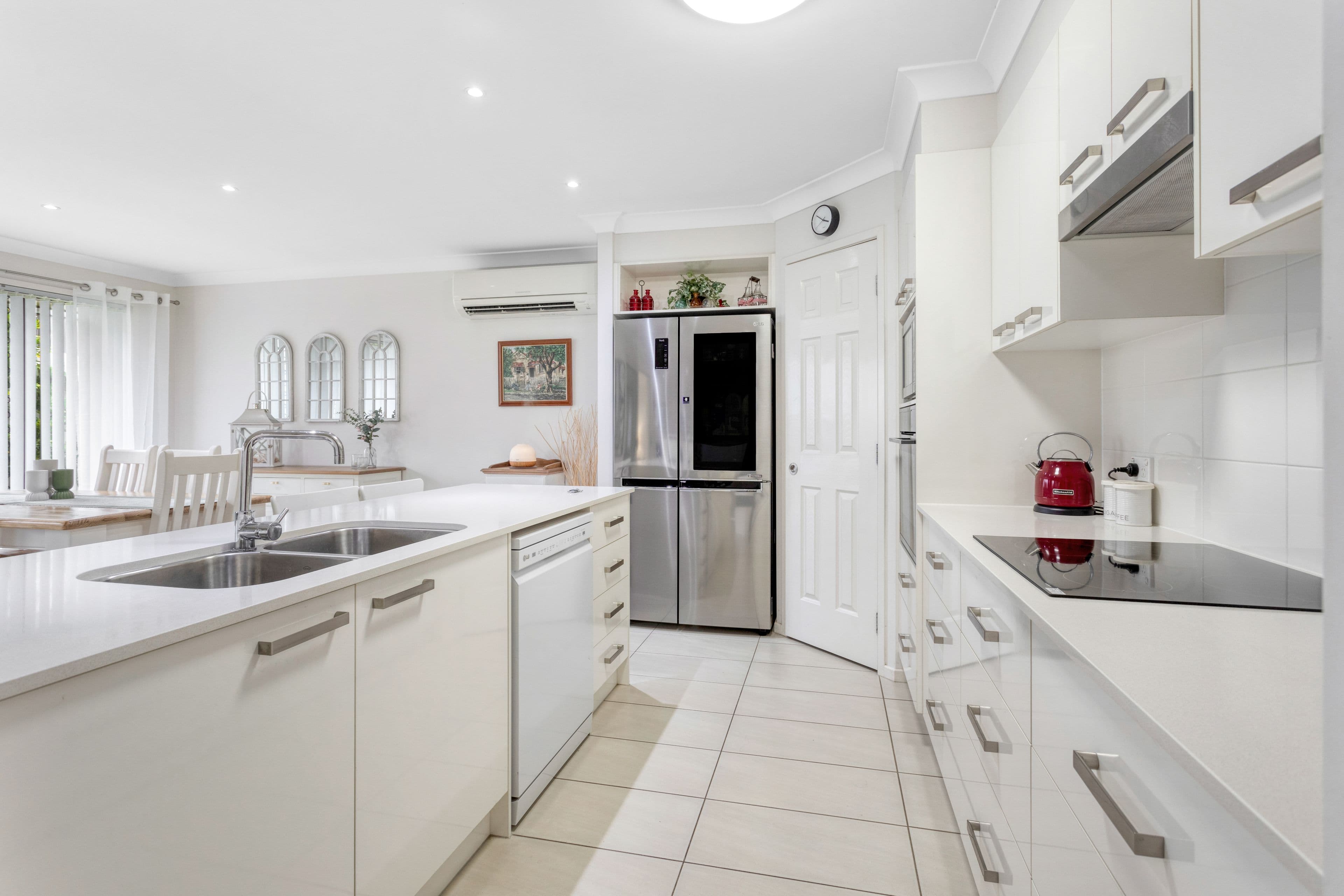 12 Braxlaw Crescent, Dakabin QLD 4503, Dakabin - Thumbnail 5