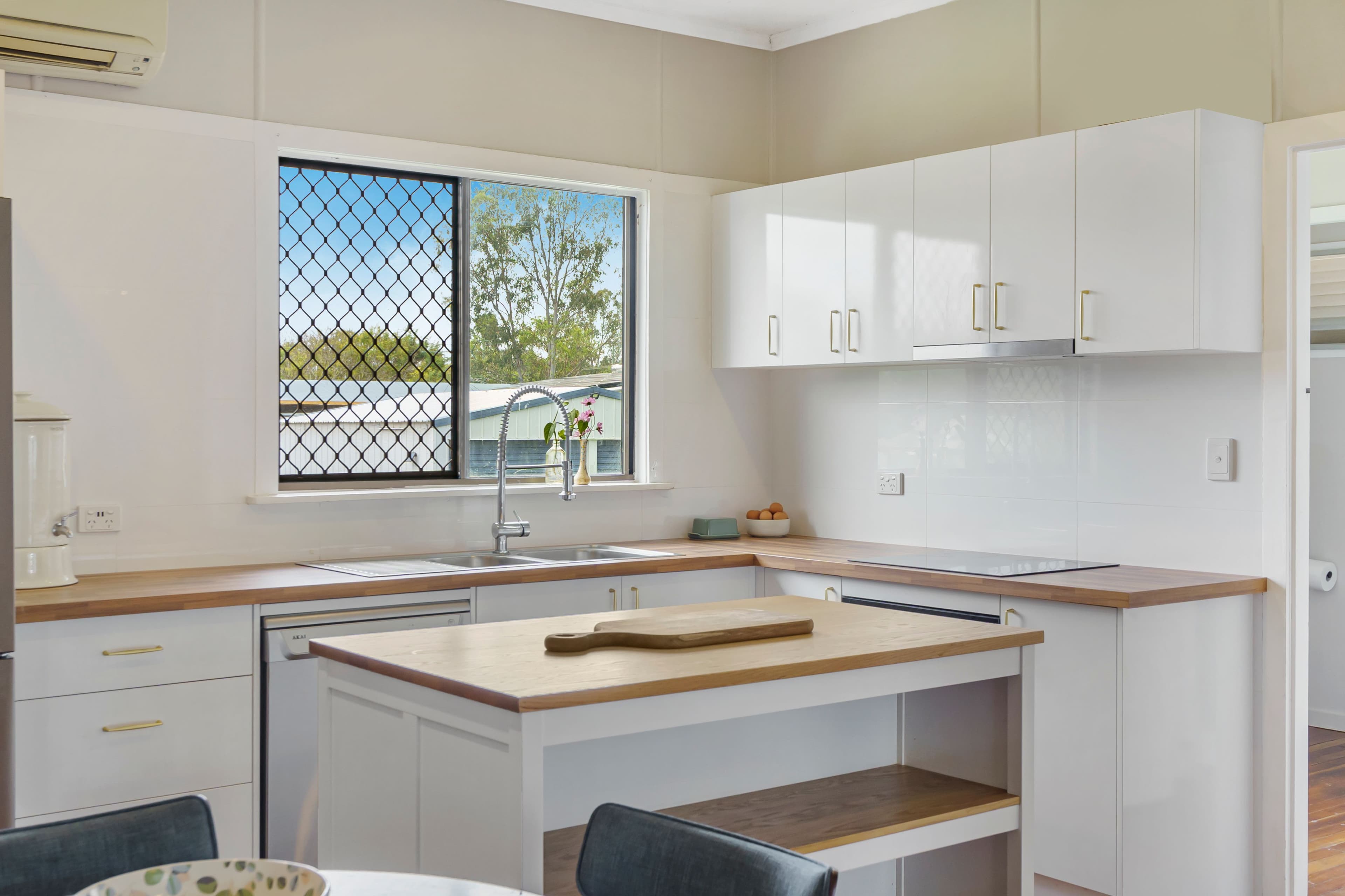 7 Bottomley Street, Brassall QLD 4305, Brassall - Thumbnail 4