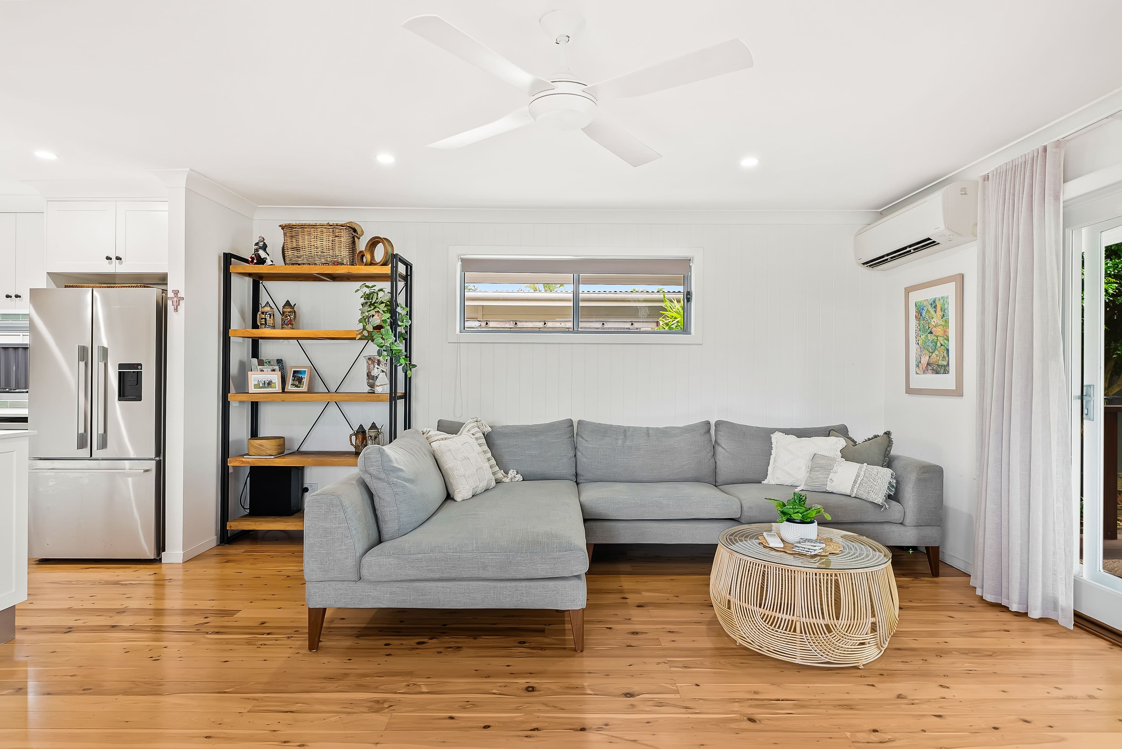 90 Tahiti Avenue, Palm Beach QLD 4221, Palm Beach - Thumbnail 6