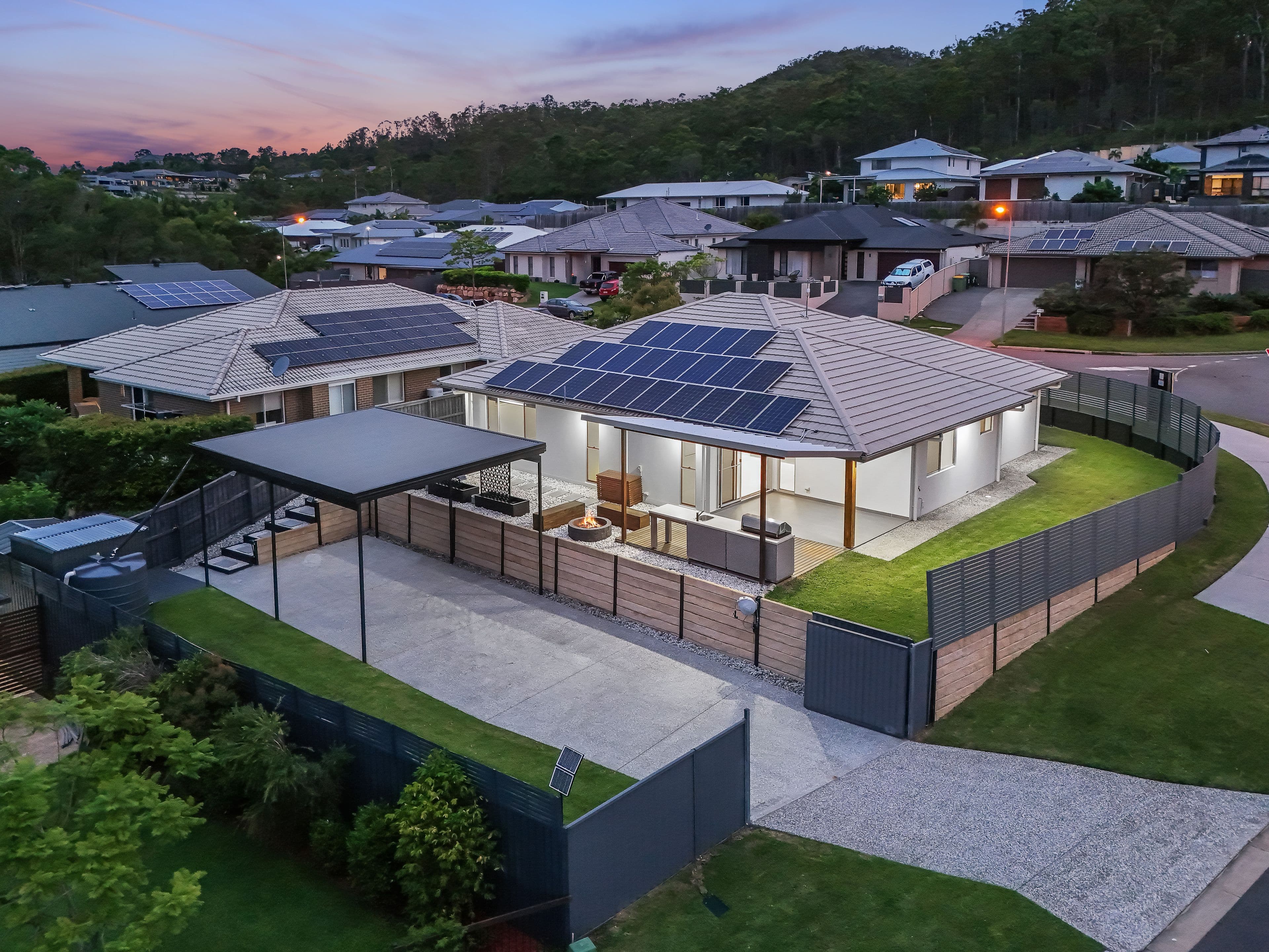 29 Buckingham Road, Maudsland QLD 4210, Maudsland - Thumbnail 2