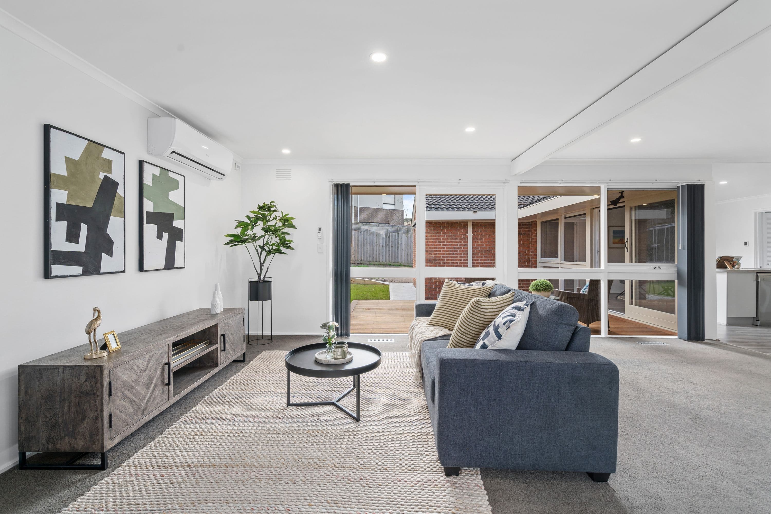 34 Milpera Crescent, Wantirna VIC 3152, Wantirna - Thumbnail 2