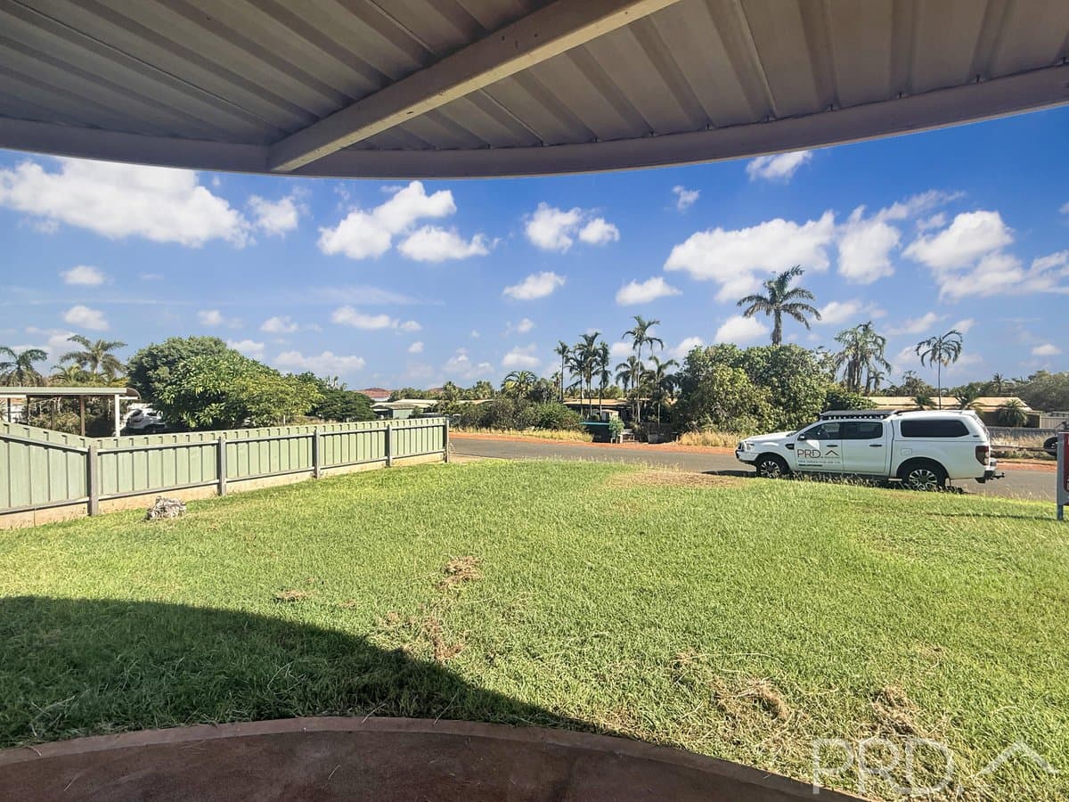 9
                Forrest
                Crescent
            
            
            
            dampier
            
            
            WA,
            6713, Dampier - Thumbnail 3