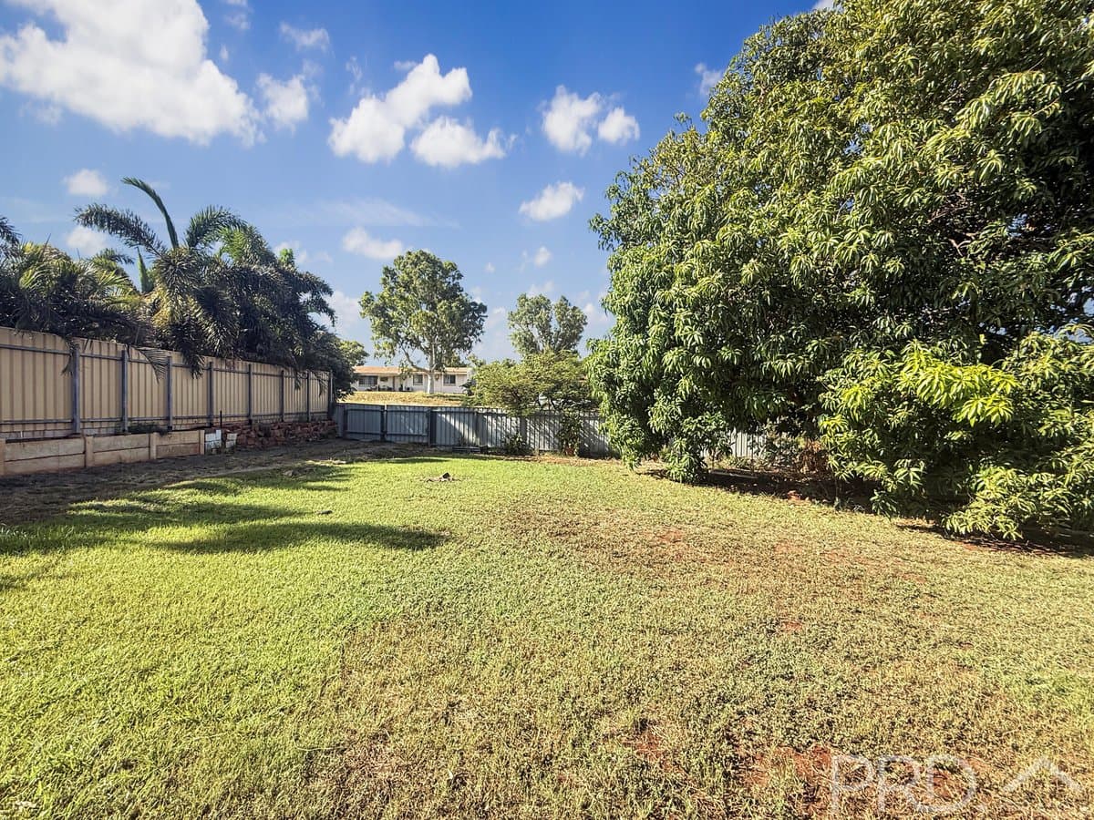 9
                Forrest
                Crescent
            
            
            
            dampier
            
            
            WA,
            6713, Dampier - Thumbnail 5