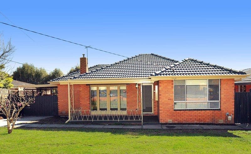 15 Mountfield Road, MITCHAM VIC 3132, Mitcham - Thumbnail 2