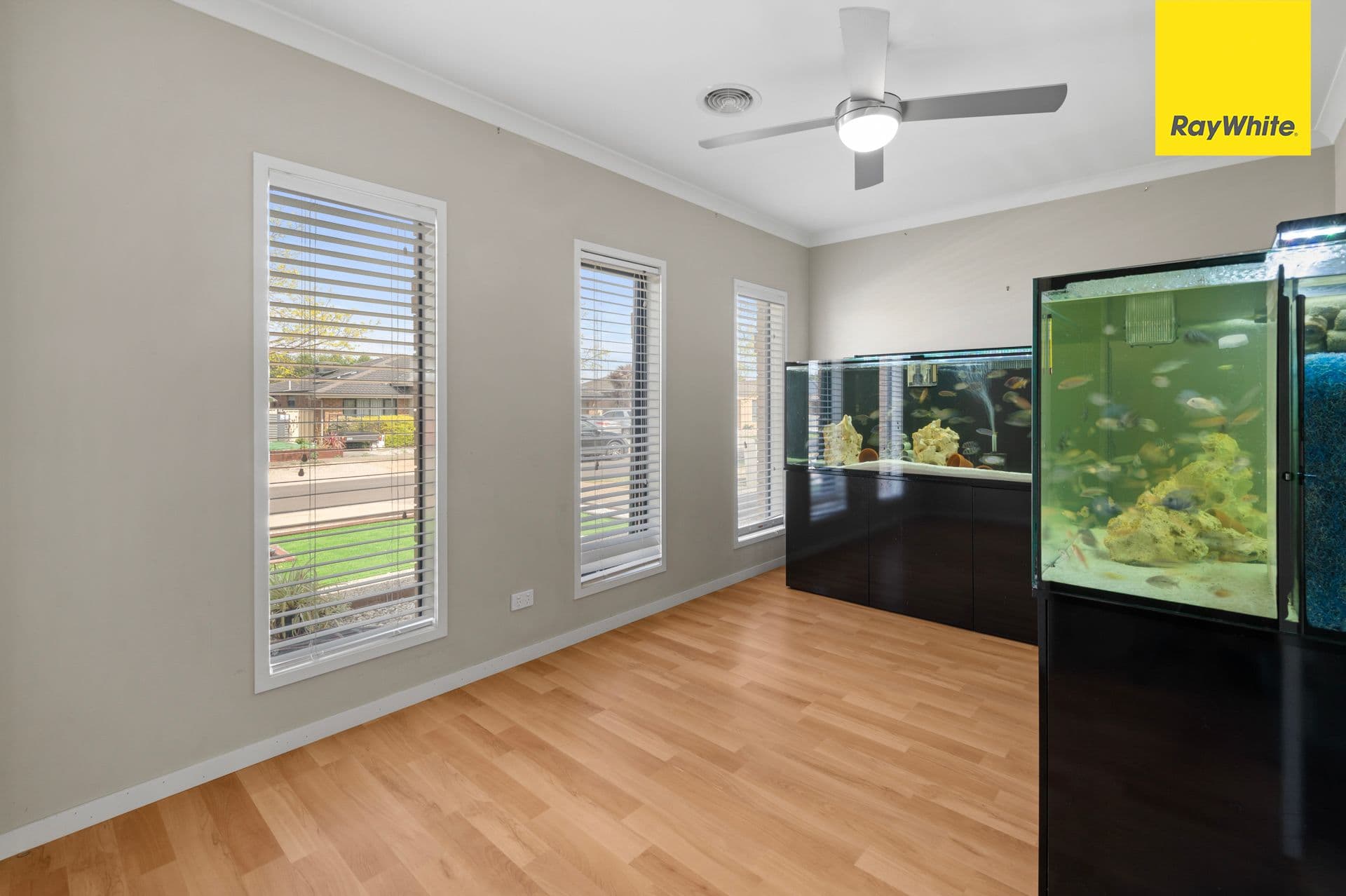 15 Paul Harris Drive, Melton West VIC 3337, Melton West - Thumbnail 2
