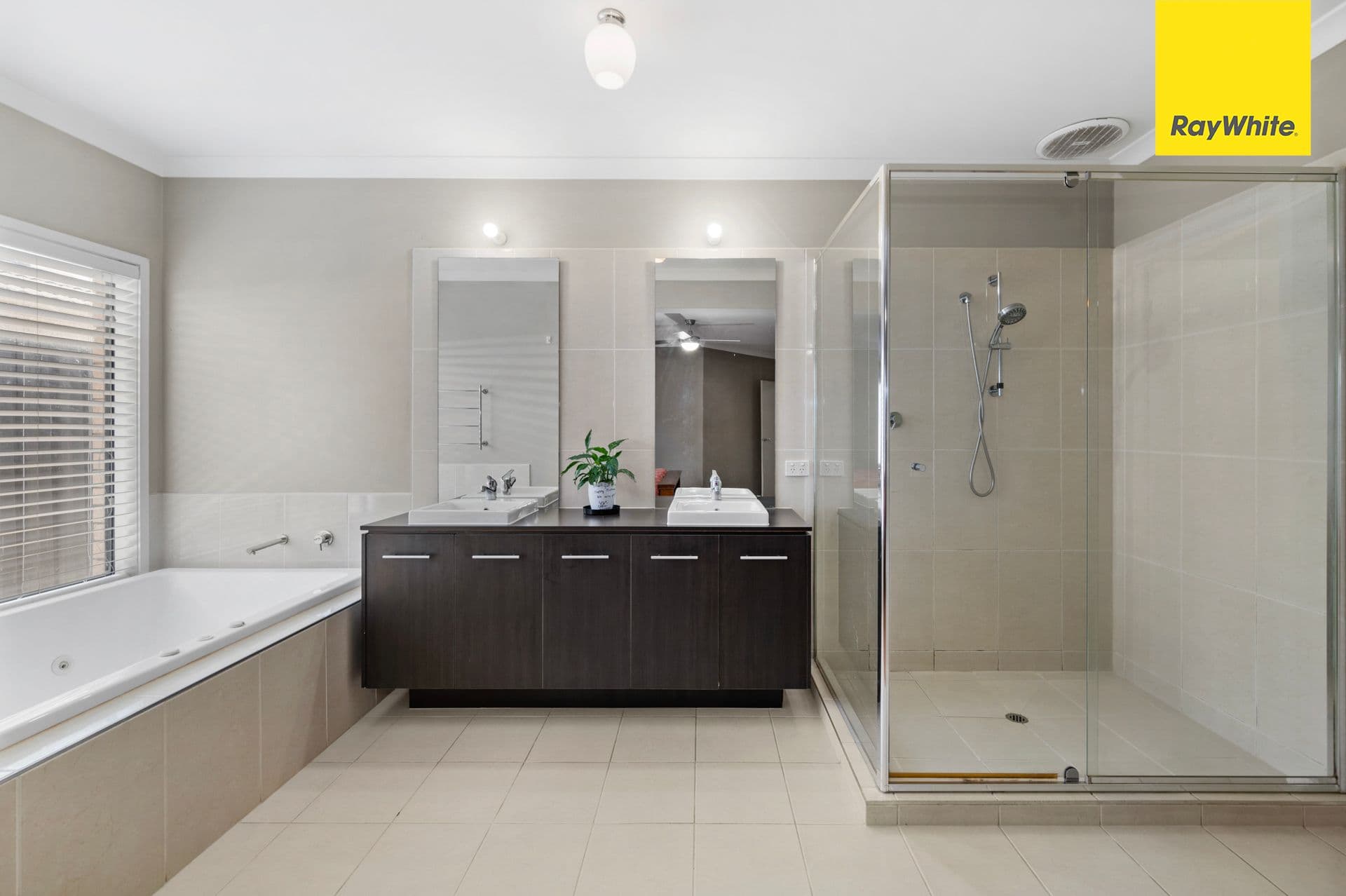 15 Paul Harris Drive, Melton West VIC 3337, Melton West - Thumbnail 6