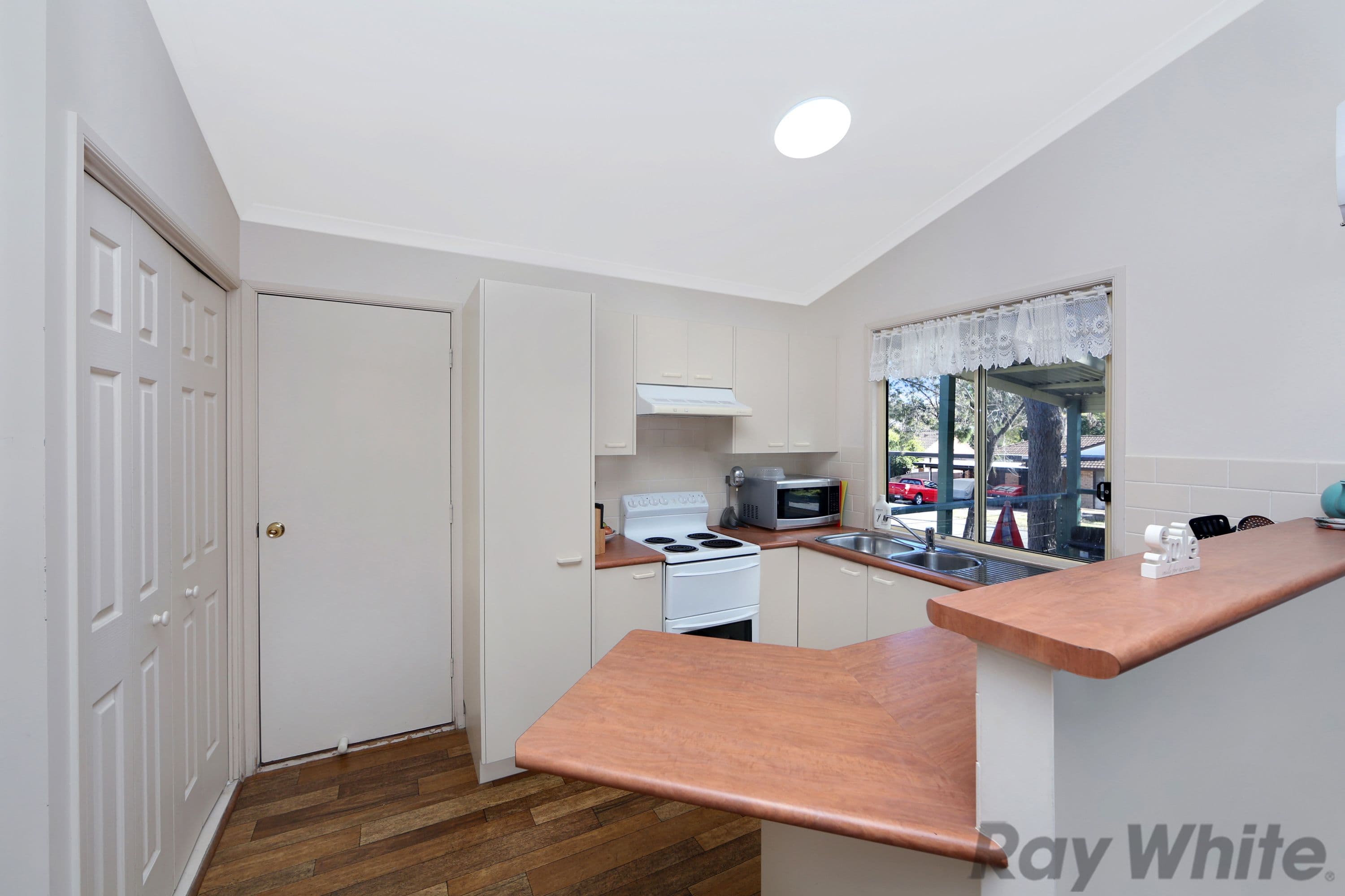 12 Pinaroo Road, Gwandalan - Thumbnail 3