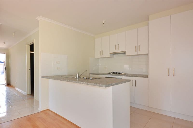 8 Callaghan Court, Whyalla Stuart SA 5608, Whyalla Stuart - Thumbnail 2
