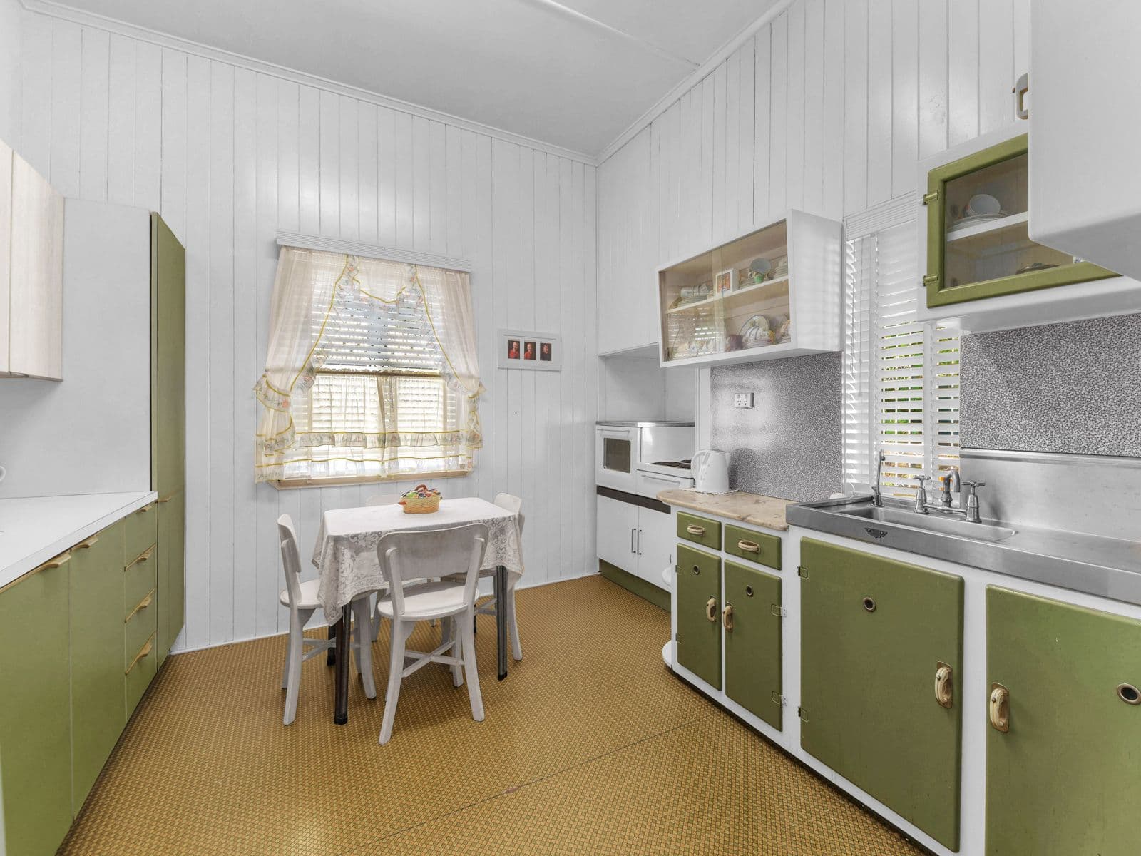 251 Bennetts Road, Norman Park QLD 4170, Norman Park - Thumbnail 3