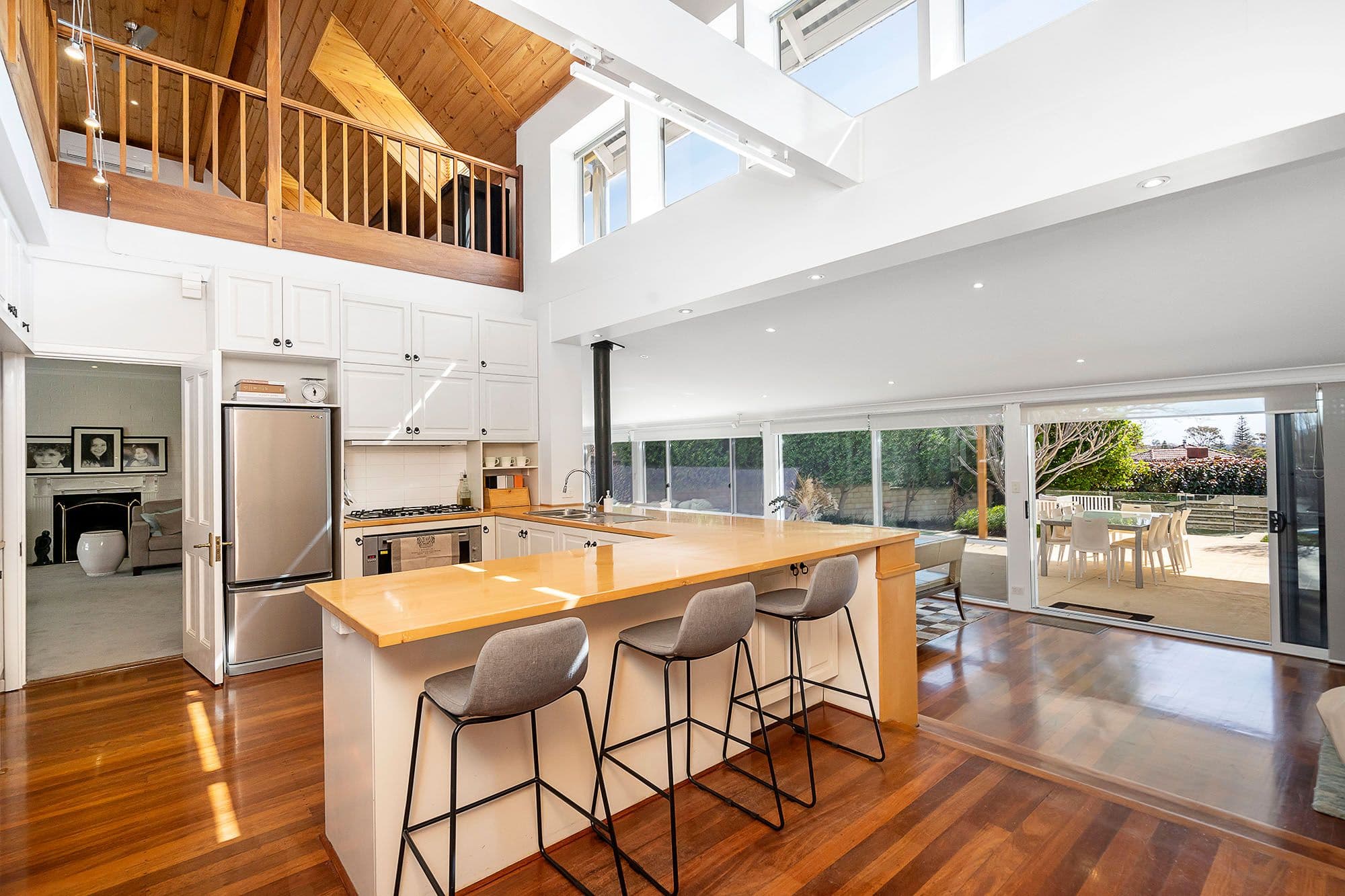 19 Cliff Way, Claremont WA 6010, Claremont - Thumbnail 4