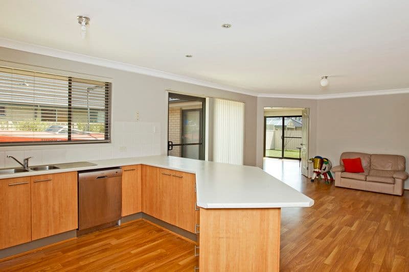 57 Sophia Road, WORRIGEE NSW 2540, Worrigee - Thumbnail 4