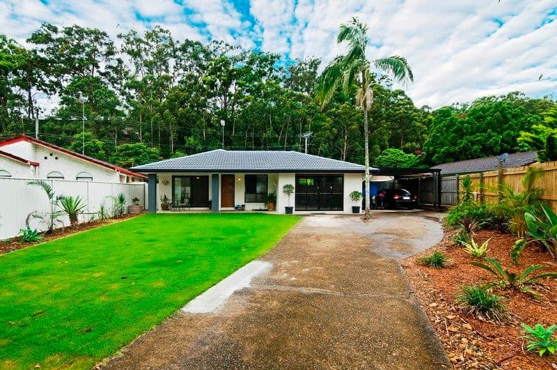 3 Whitsunday Drive, CURRUMBIN WATERS QLD 4223, Currumbin Waters - Thumbnail 6
